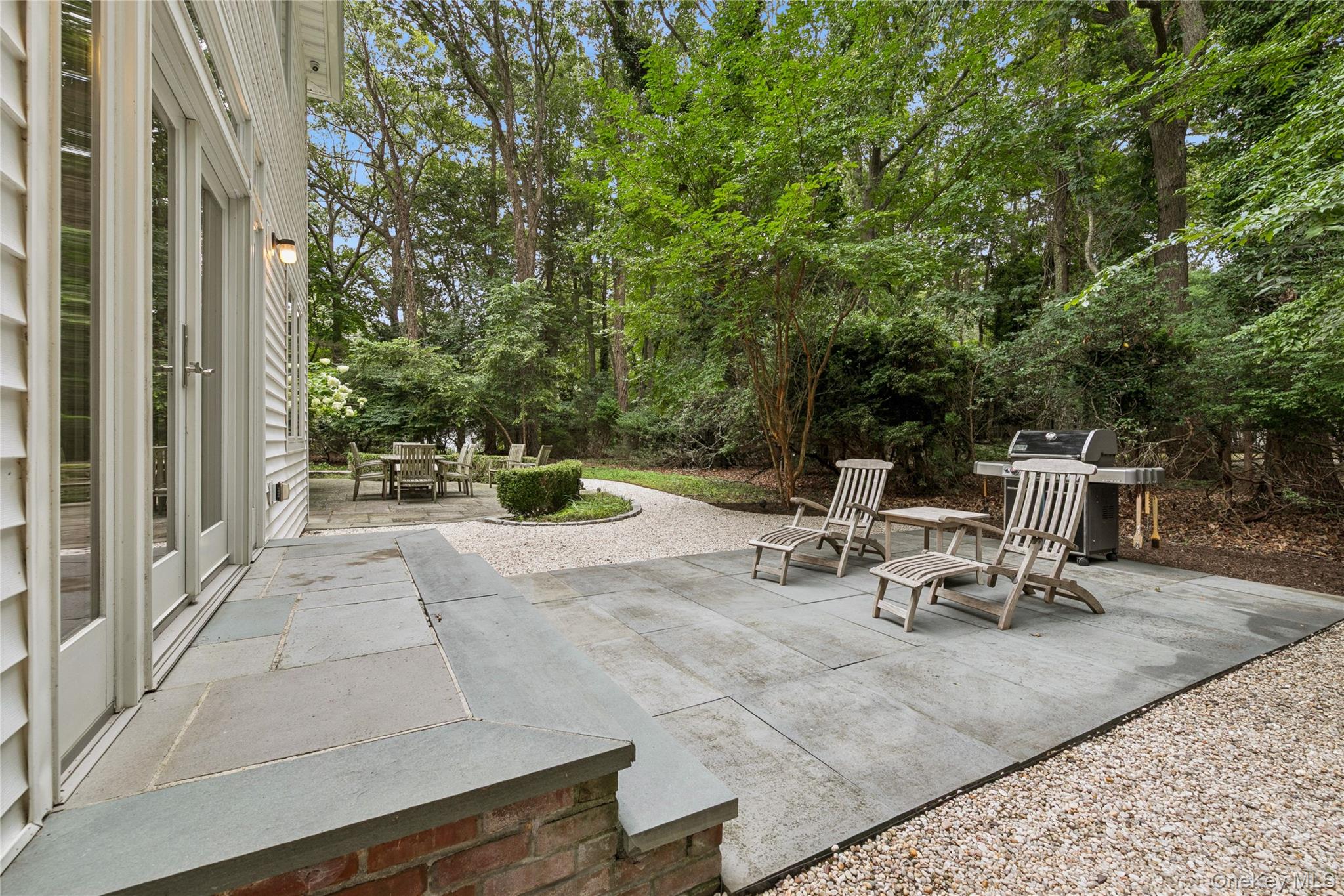 38 W Meadow Road, Setauket, NY 11733