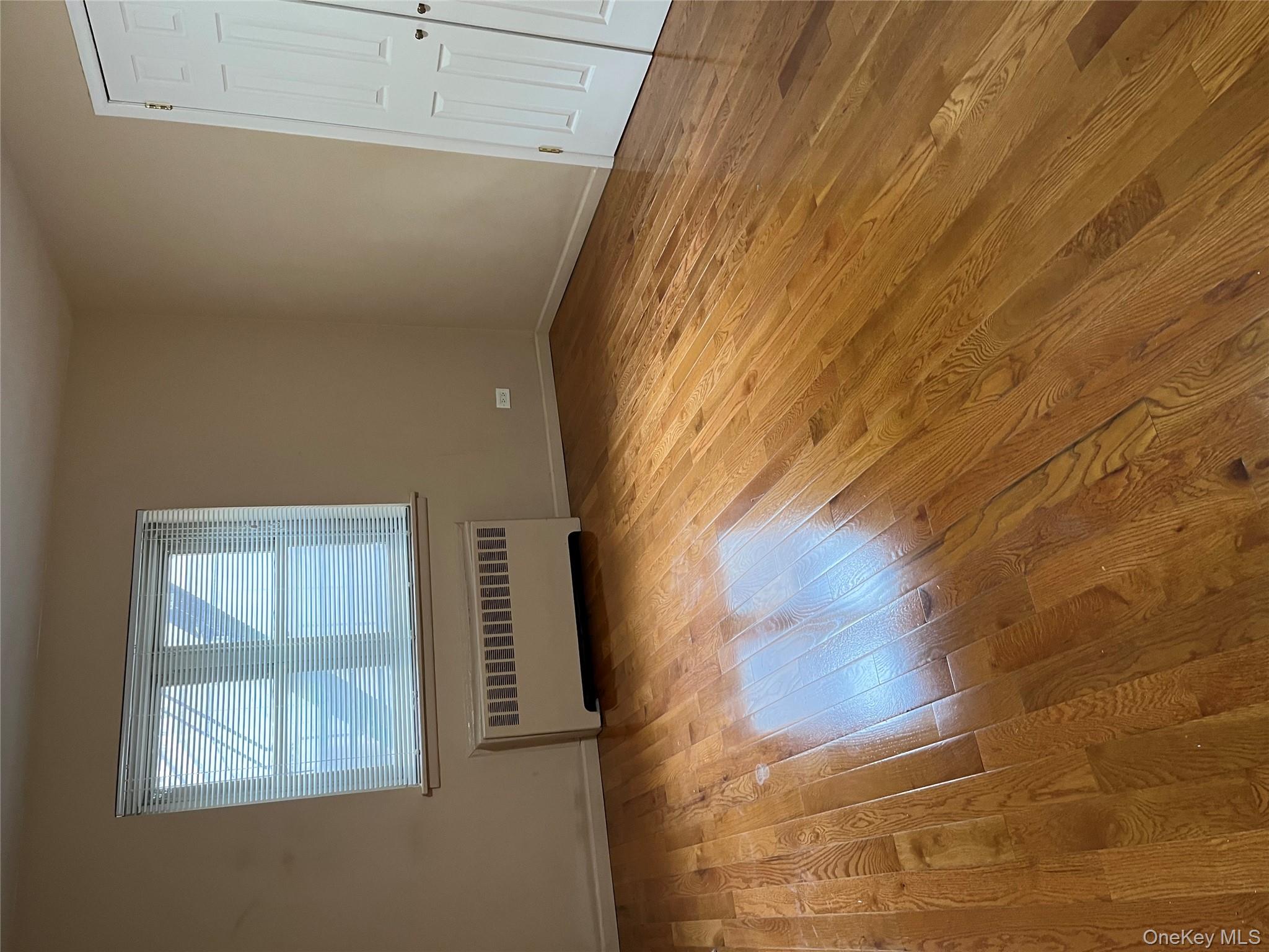 66-10 149 St # 1F, Flushing, NY 11367