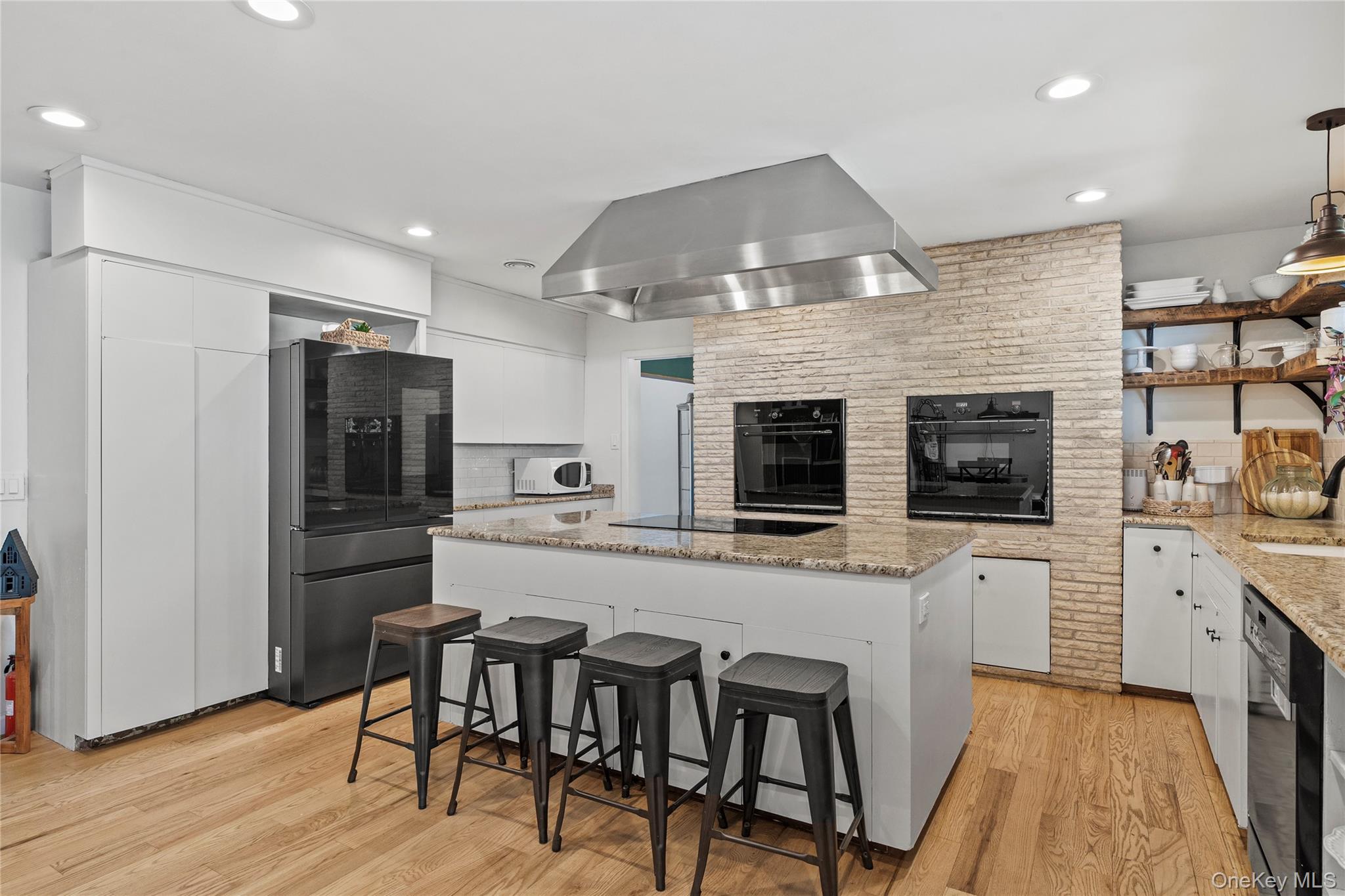 55 Rolling Hill Lane, Old Westbury, NY 11568