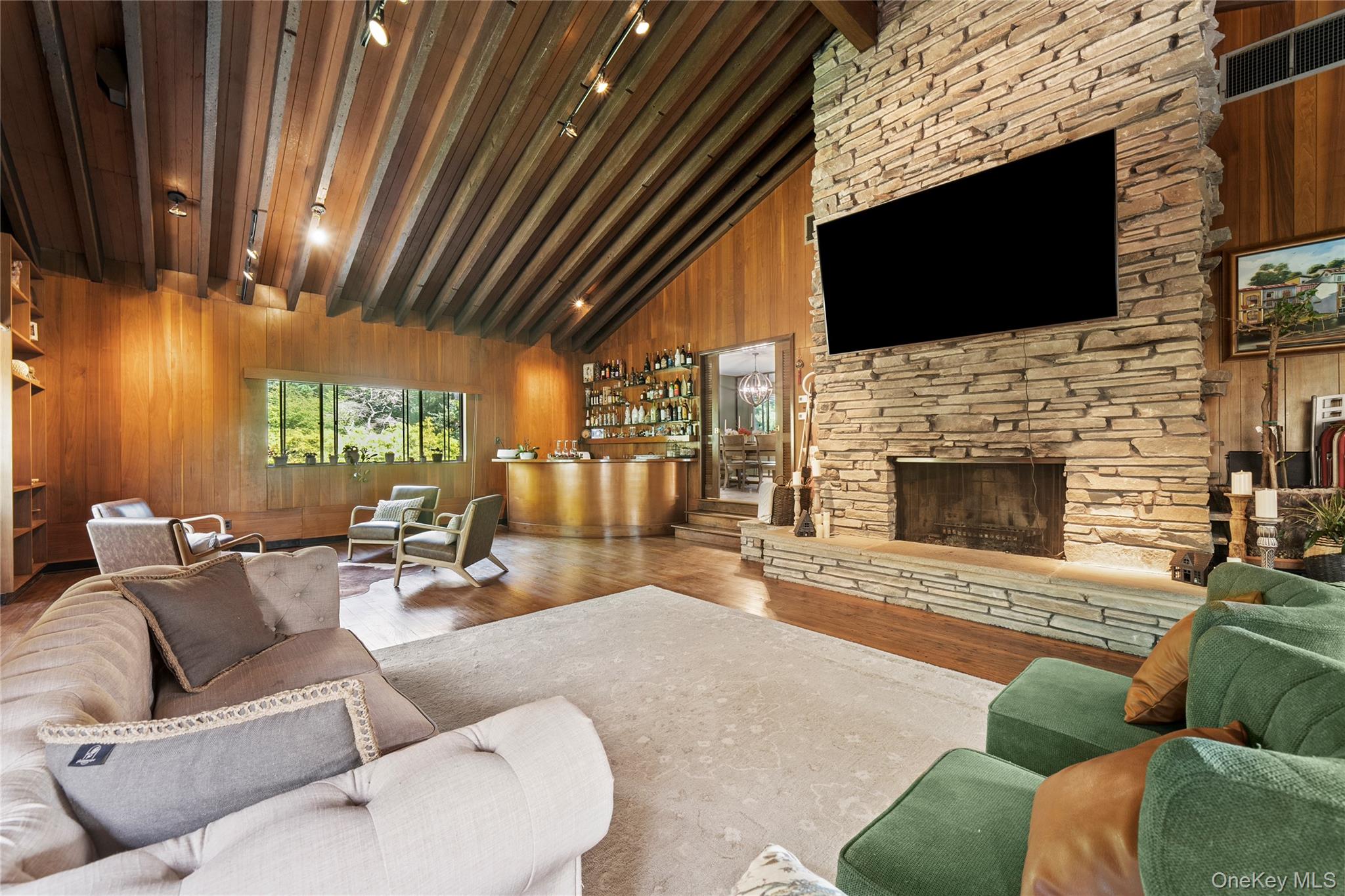 55 Rolling Hill Lane, Old Westbury, NY 11568