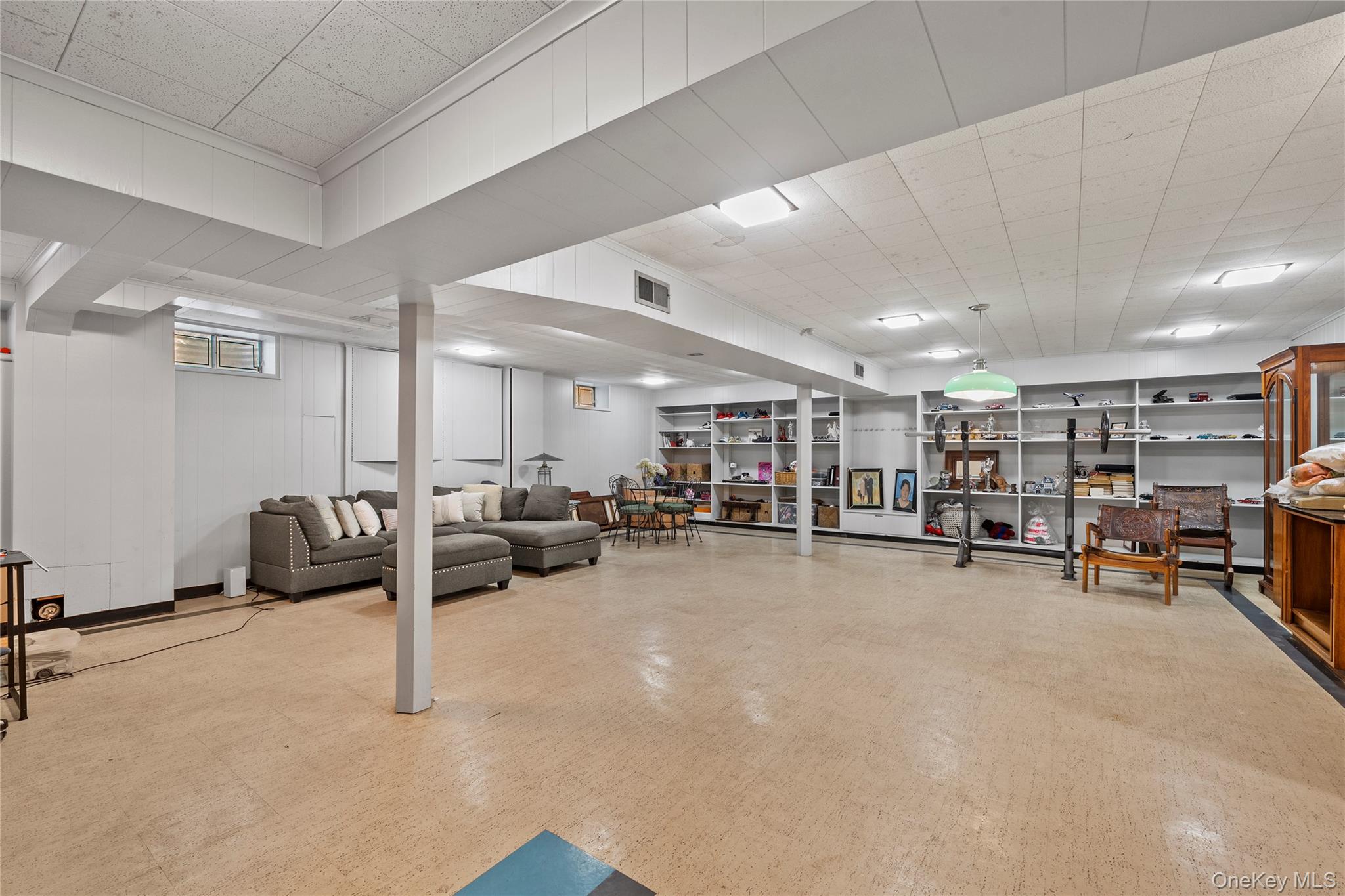 55 Rolling Hill Lane, Old Westbury, NY 11568