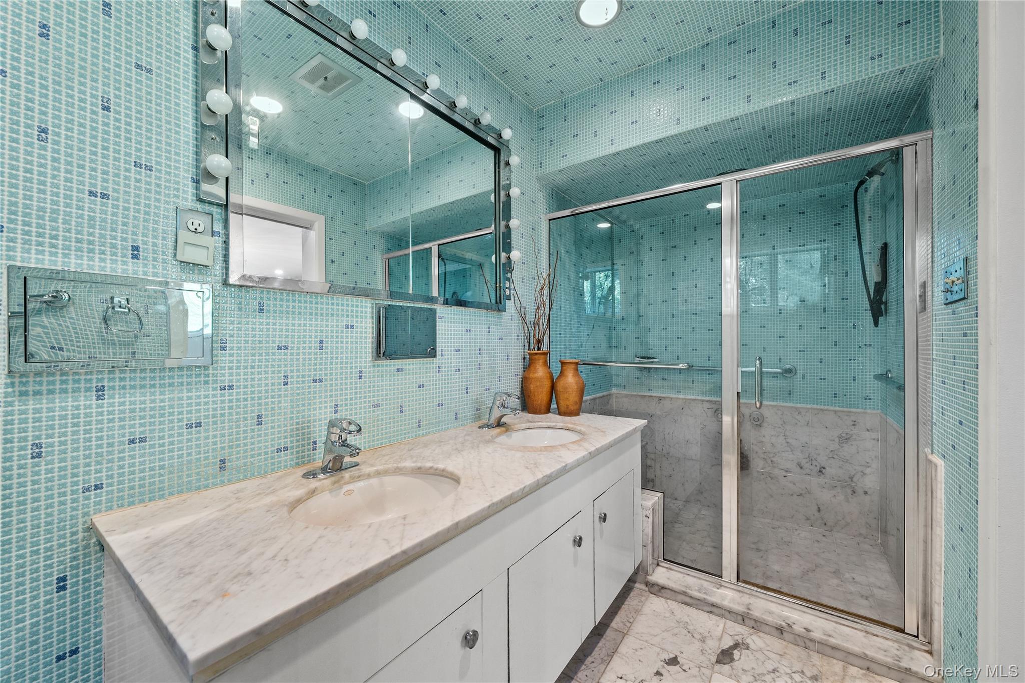 55 Rolling Hill Lane, Old Westbury, NY 11568