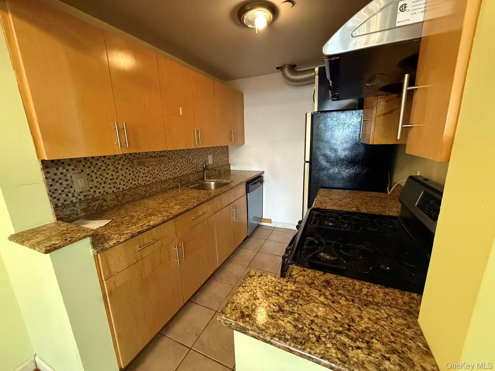 339 Ave P # 2B, Brooklyn, NY 11204