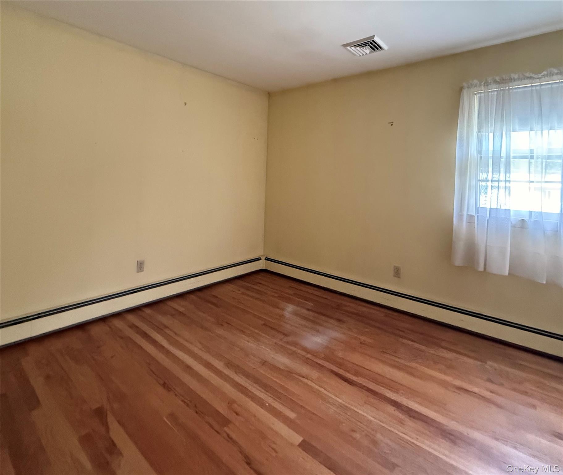 51 Stuart Drive, Poughkeepsie, NY 12603