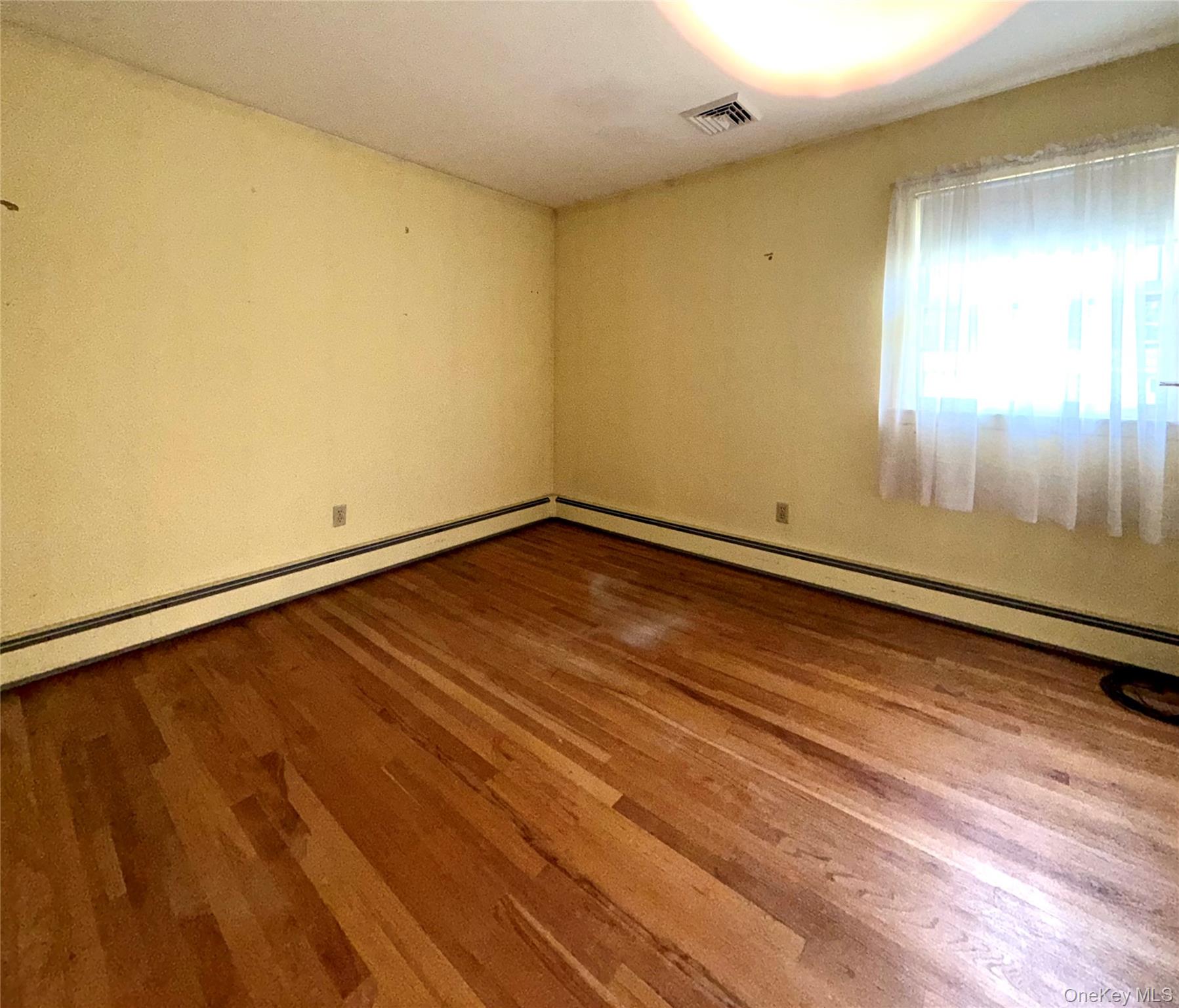 51 Stuart Drive, Poughkeepsie, NY 12603