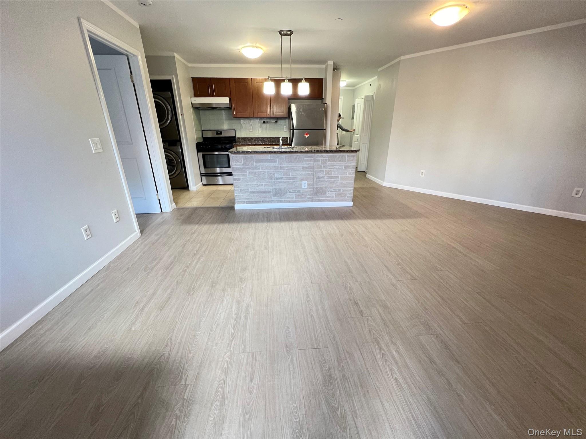 6070 Woodhaven Boulevard # 3H, Elmhurst, NY 11373