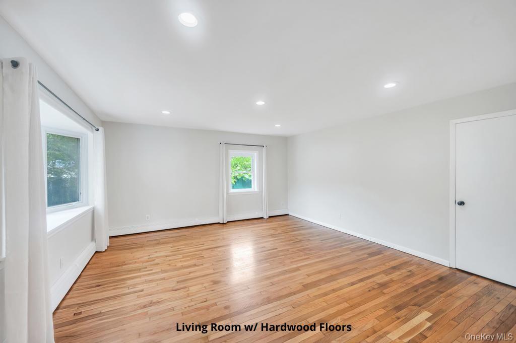 247 Hawthorne Street, Mastic Beach, NY 11951