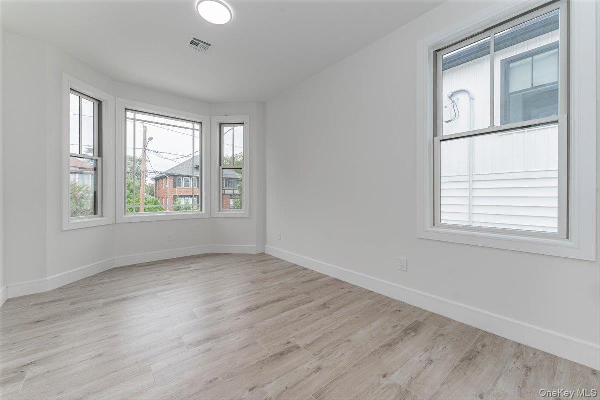 917 Greenfield Road, Woodmere, NY 11598