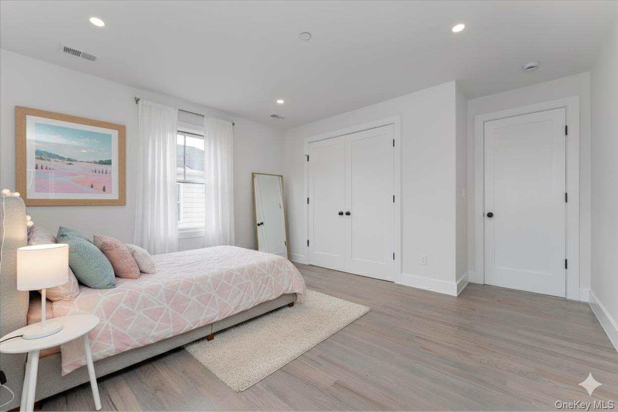 917 Greenfield Road, Woodmere, NY 11598