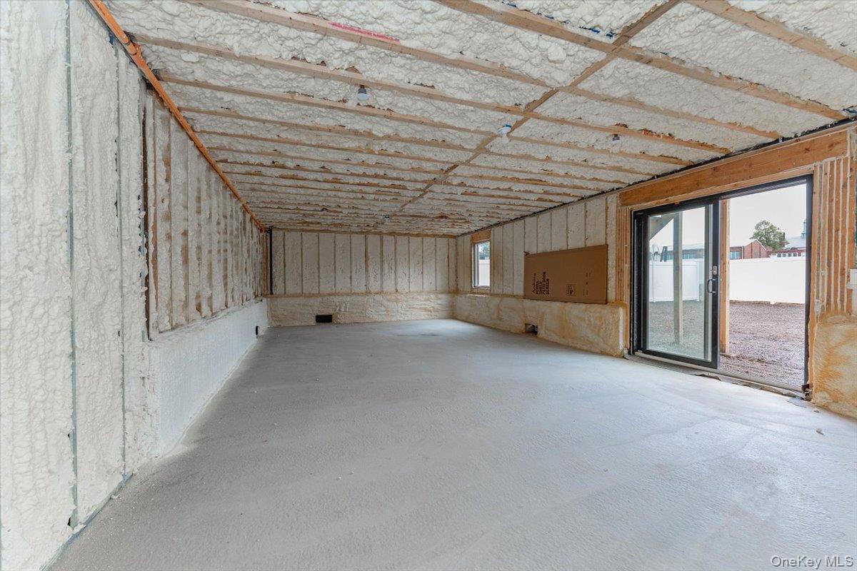 917 Greenfield Road, Woodmere, NY 11598