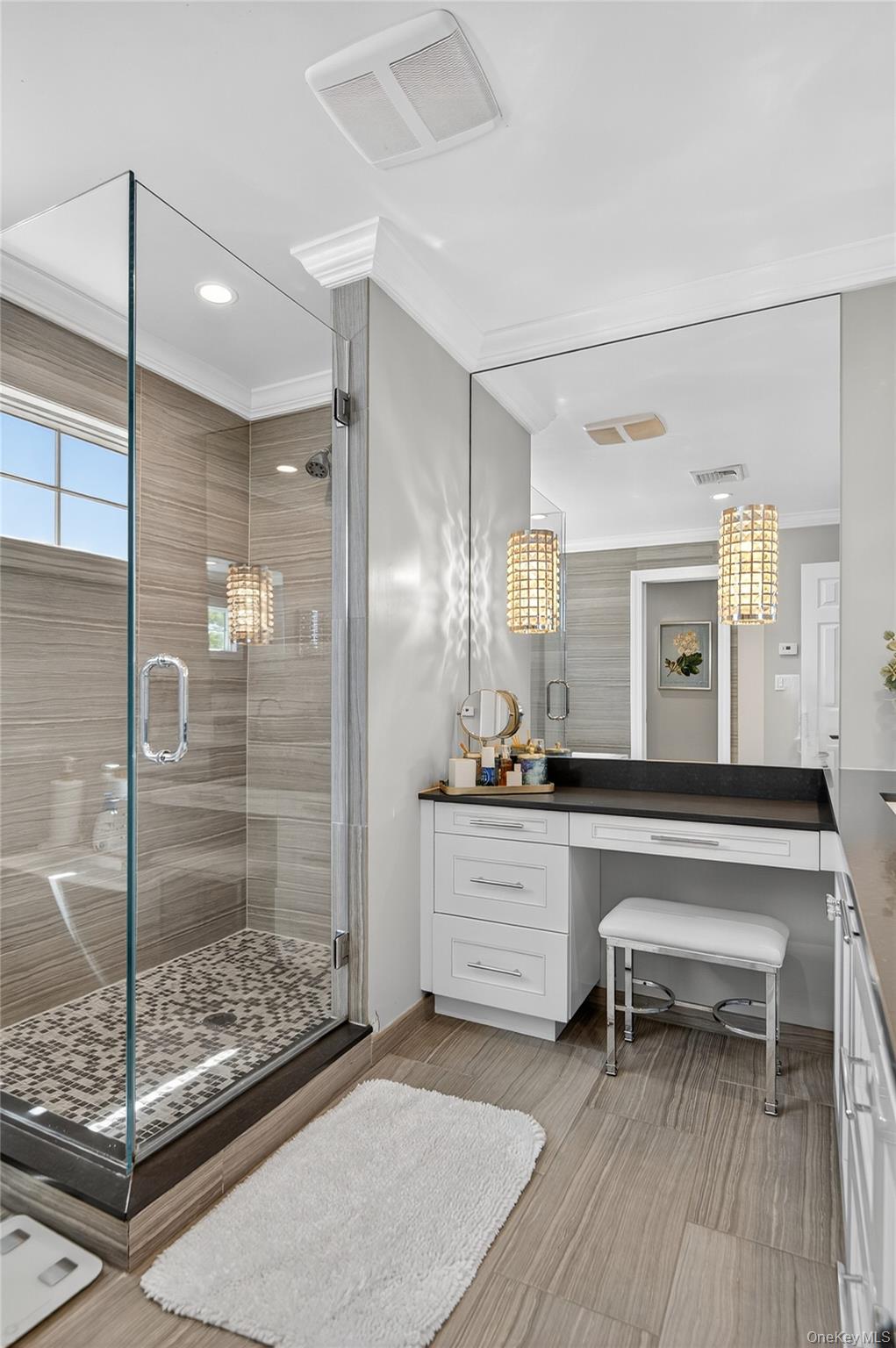 31 Louis Drive, Melville, NY 11747