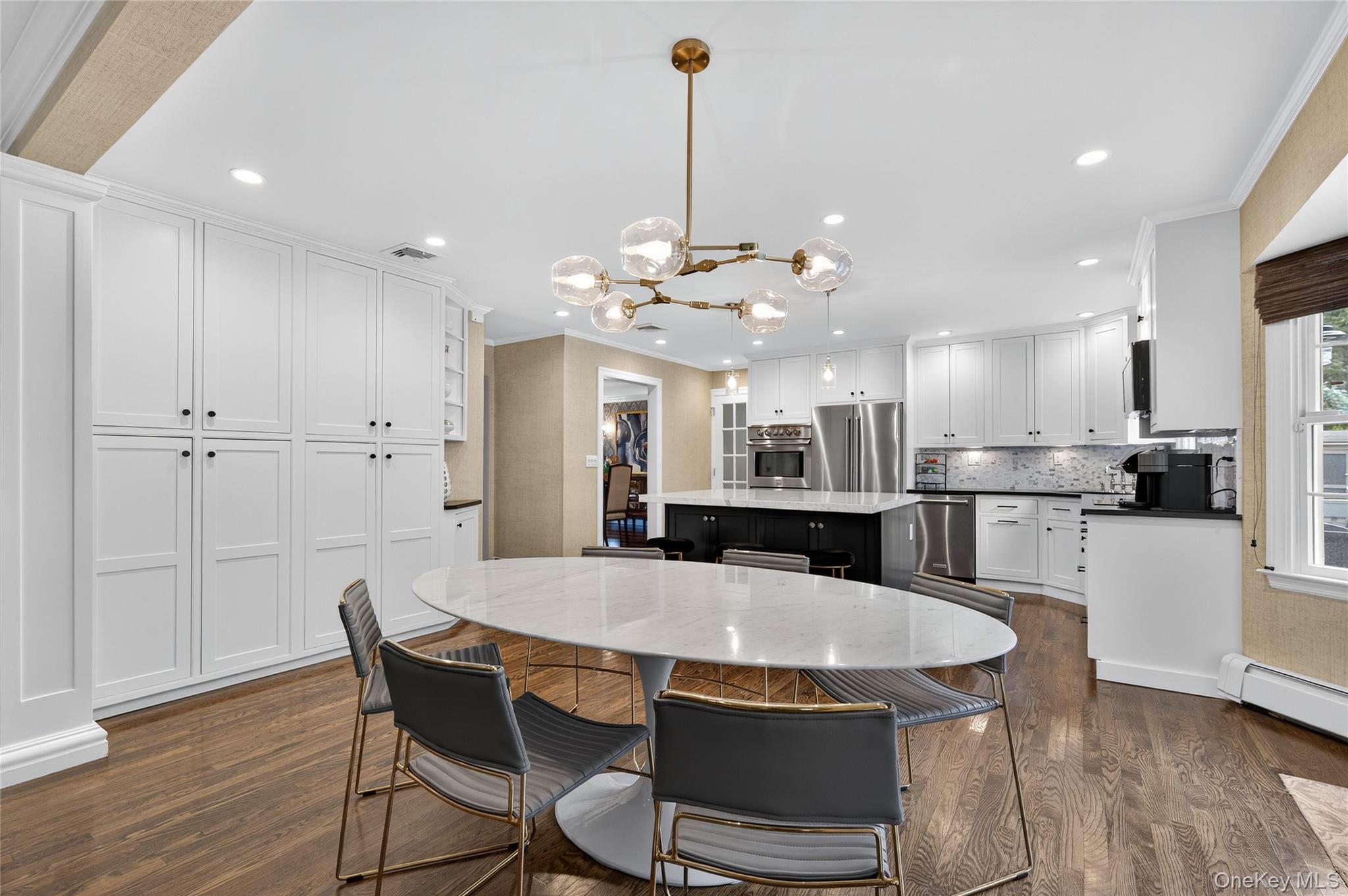 31 Louis Drive, Melville, NY 11747