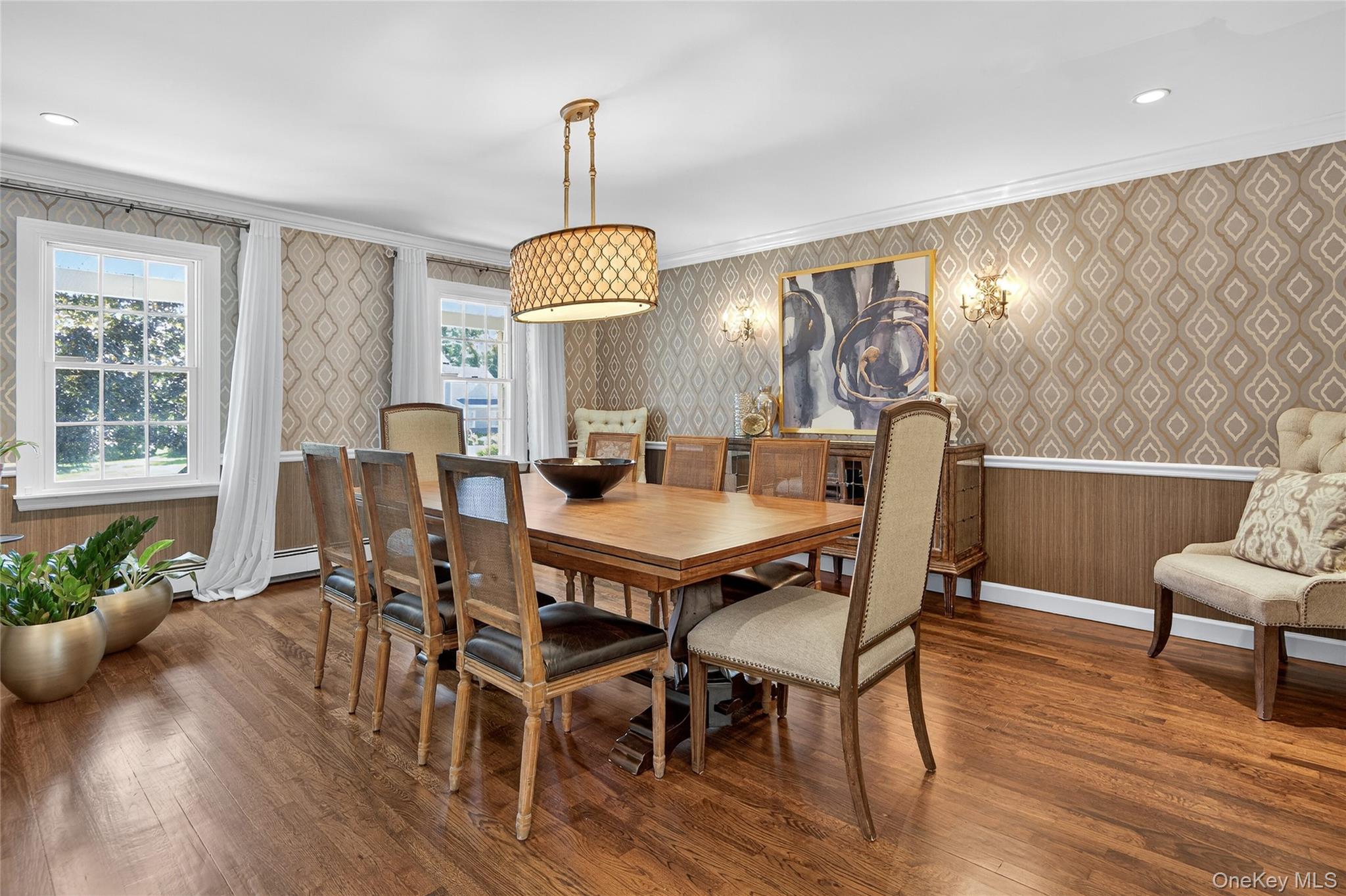 31 Louis Drive, Melville, NY 11747