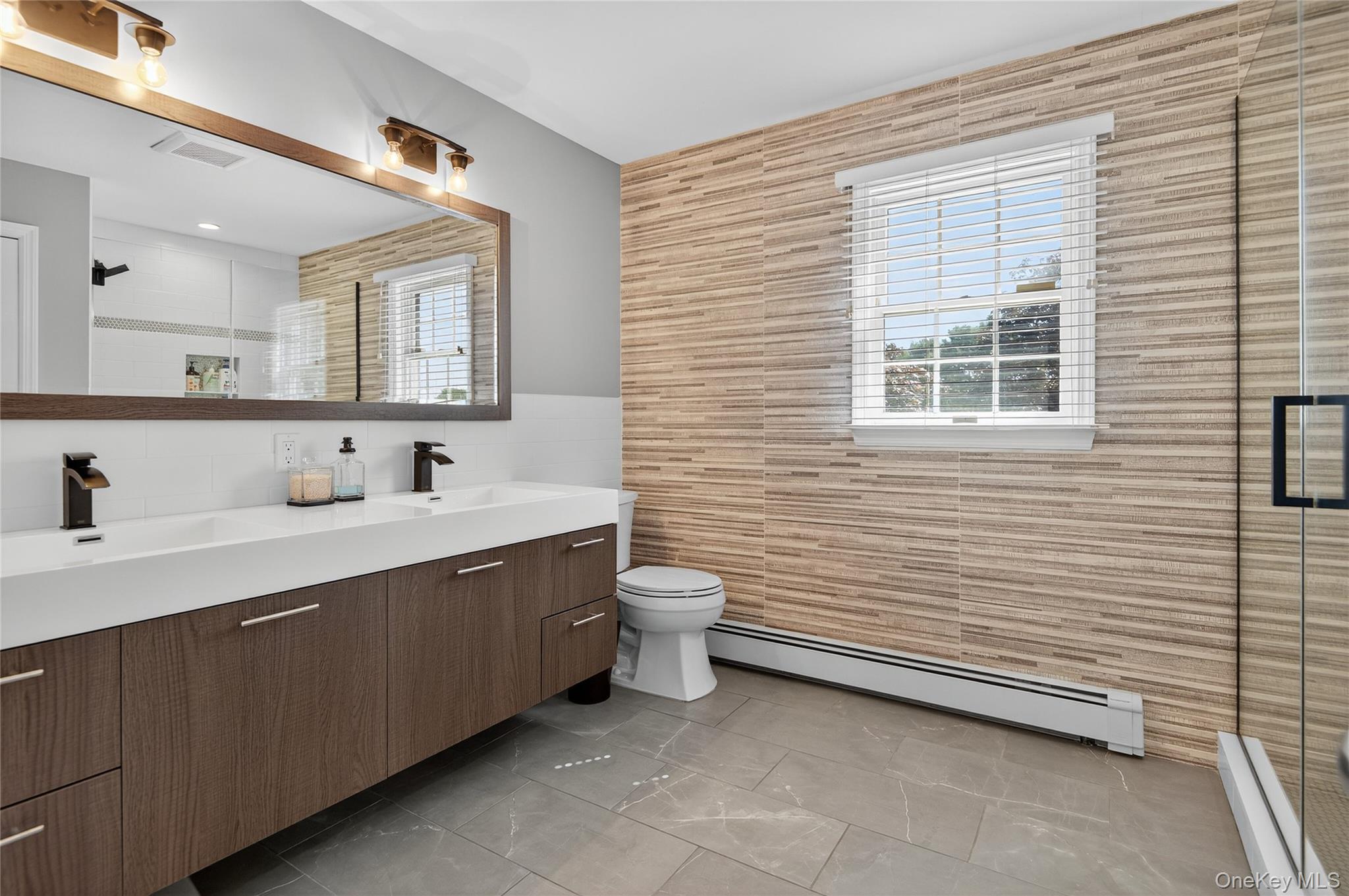 31 Louis Drive, Melville, NY 11747