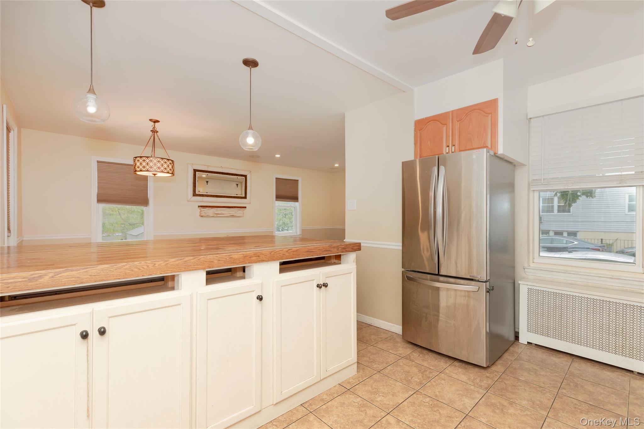 810 Clarence Avenue, Bronx, NY 10465