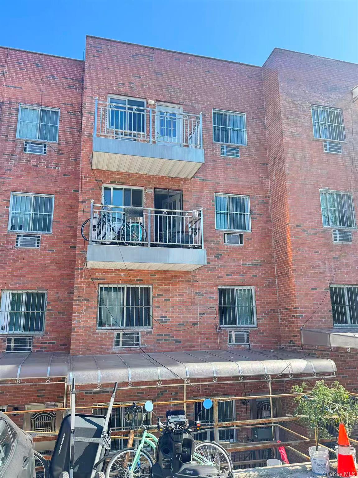 90-17 56th Avenue, Flushing, NY 11373