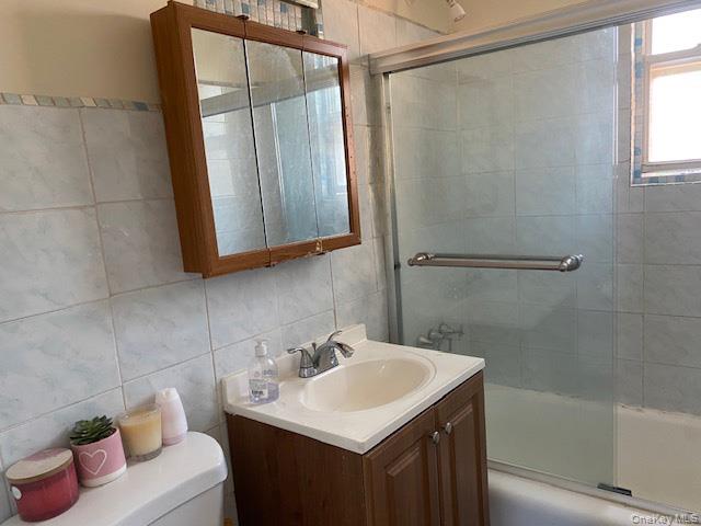 73-24 255th Street # H-2, Glen Oaks, NY 11004