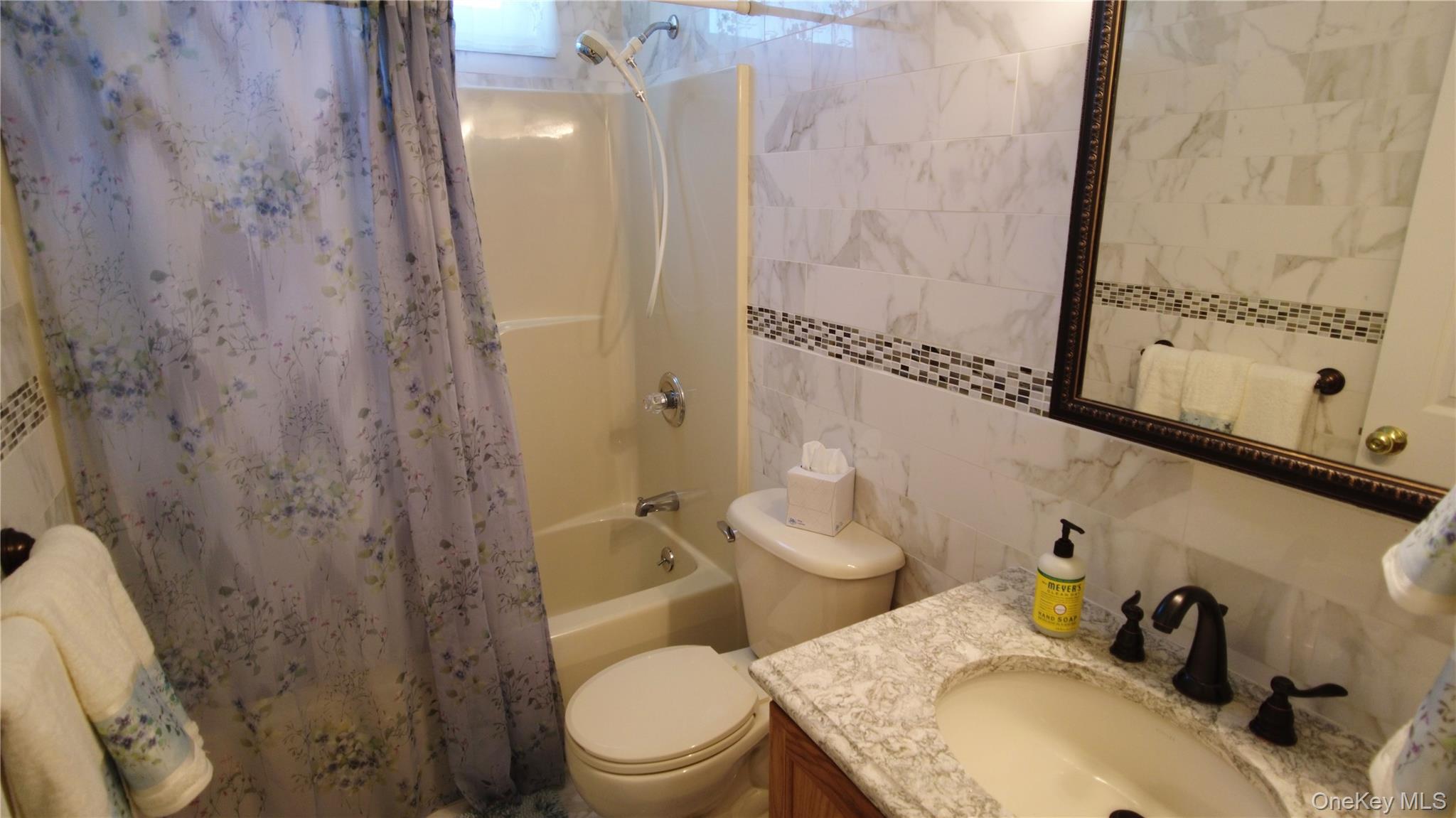 78 Southfield Road, Baiting Hollow, NY 11933