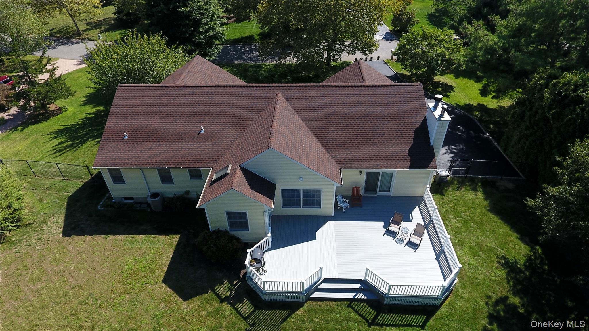 78 Southfield Road, Baiting Hollow, NY 11933