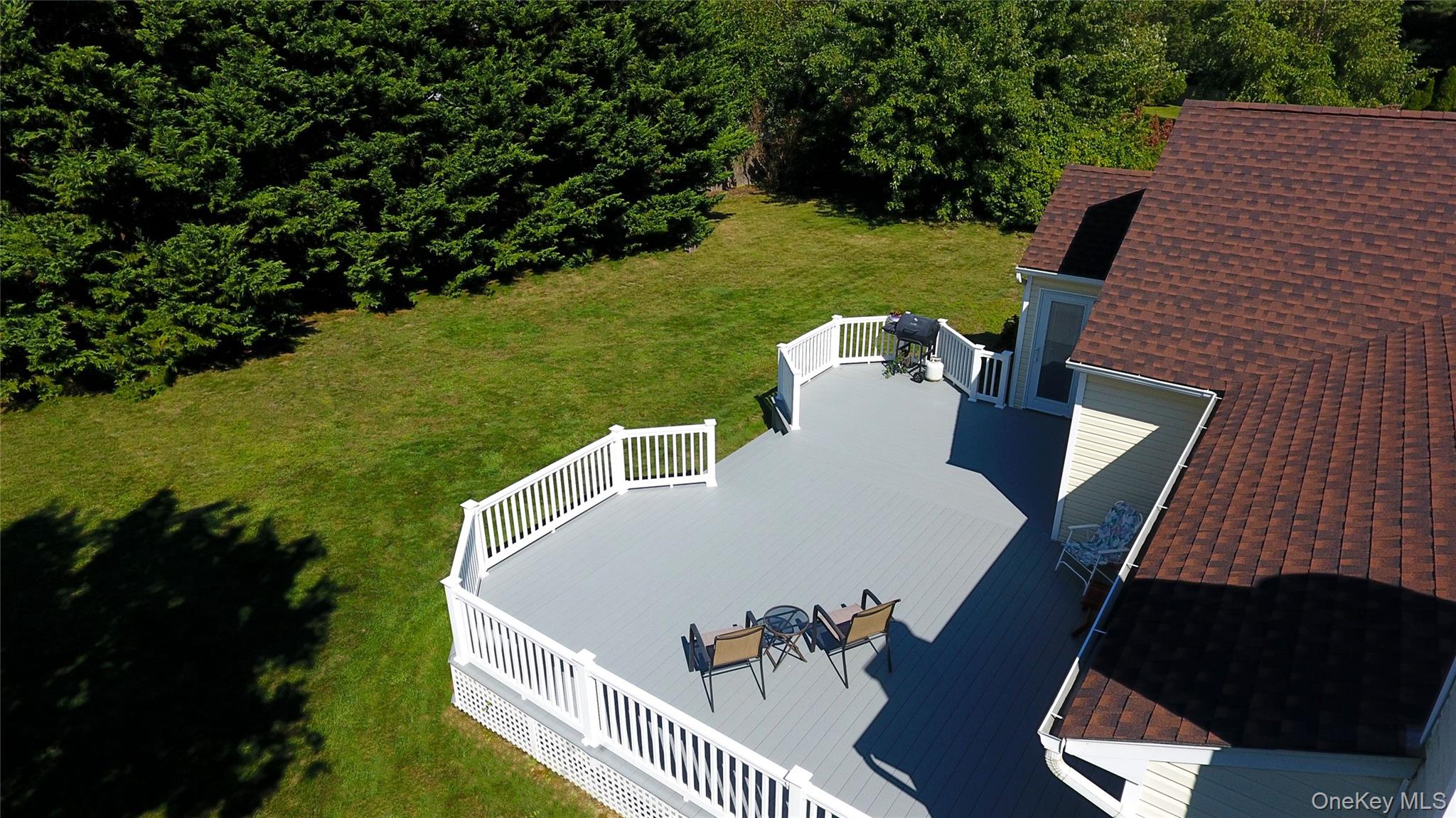 78 Southfield Road, Baiting Hollow, NY 11933