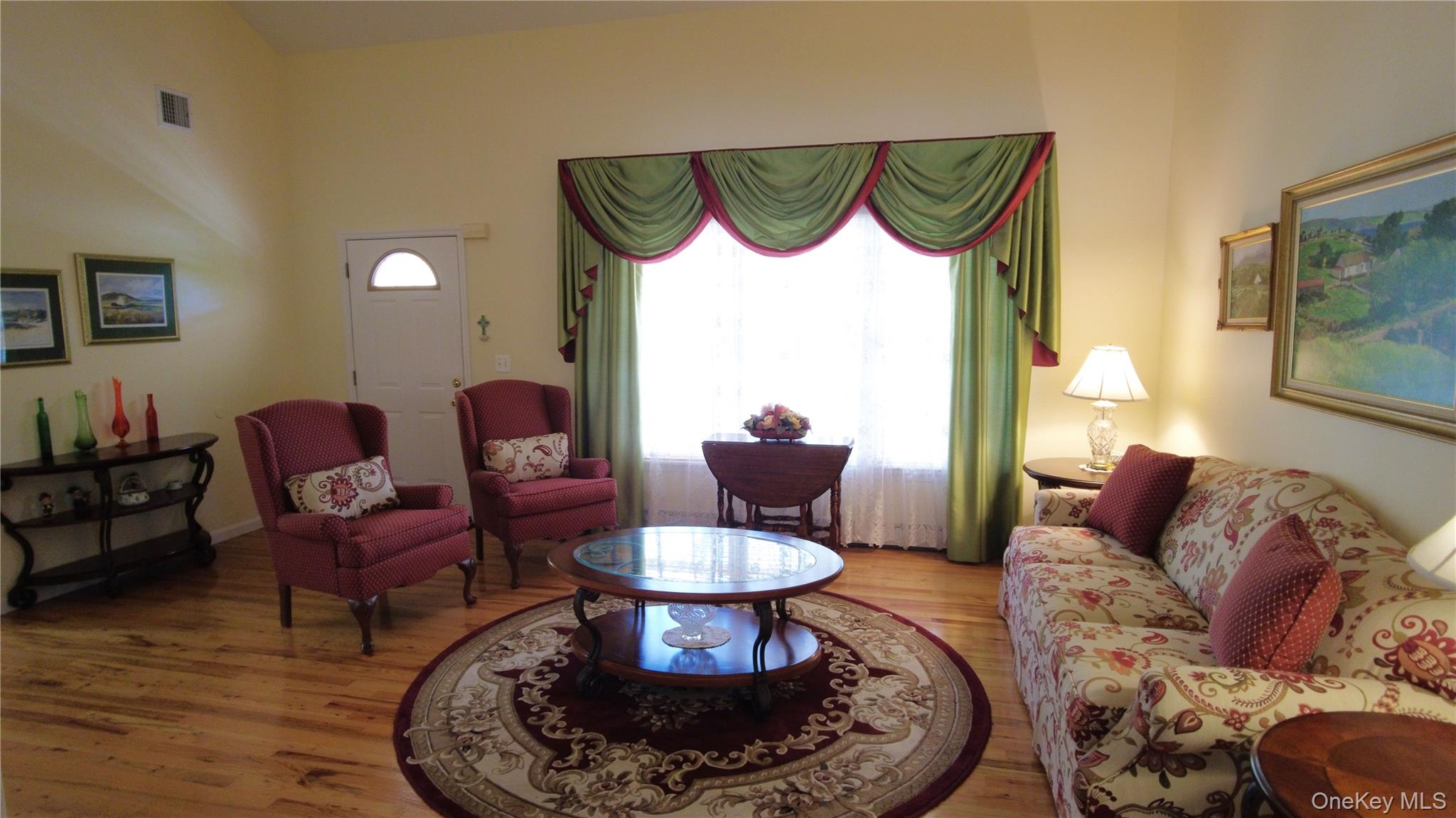 78 Southfield Road, Baiting Hollow, NY 11933