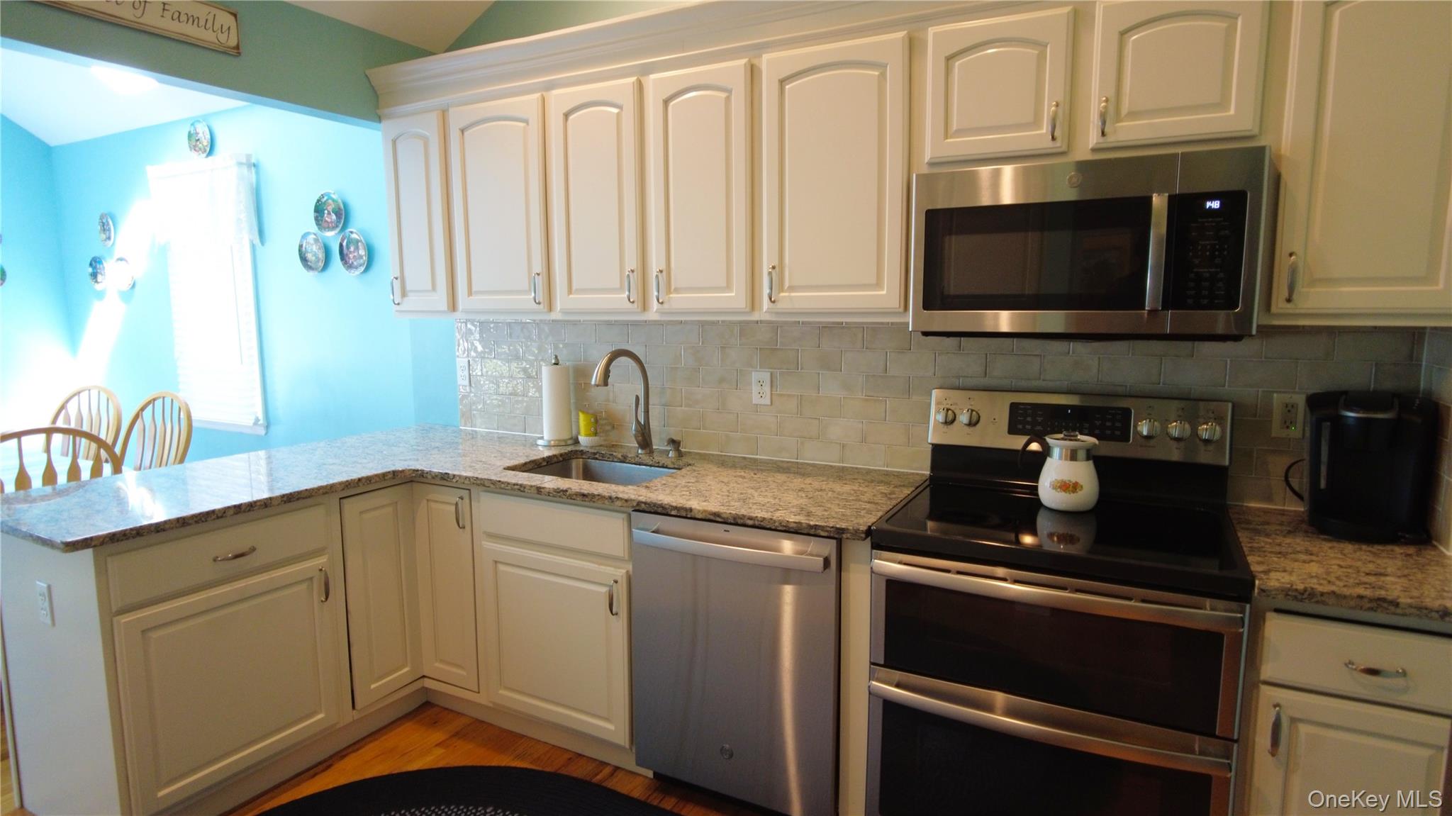 78 Southfield Road, Baiting Hollow, NY 11933