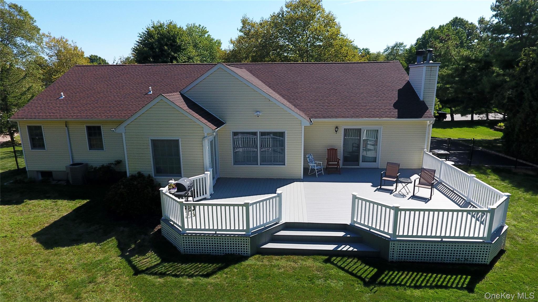 78 Southfield Road, Baiting Hollow, NY 11933