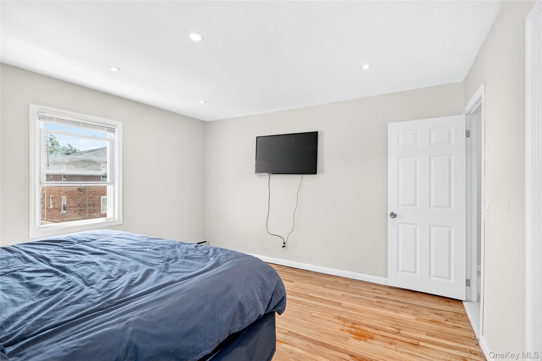 1514 Robertson Place, Bronx, NY 10465