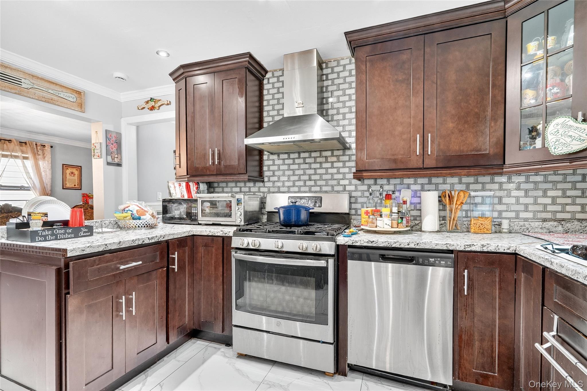 1514 Robertson Place, Bronx, NY 10465