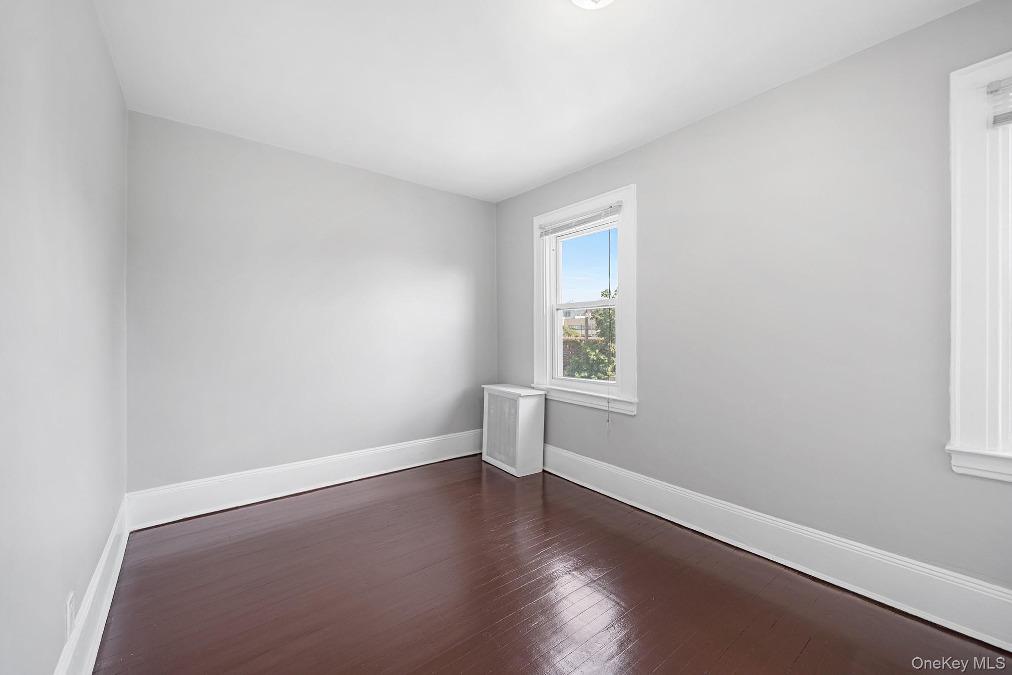 15044 87th Road, Briarwood, NY 11432