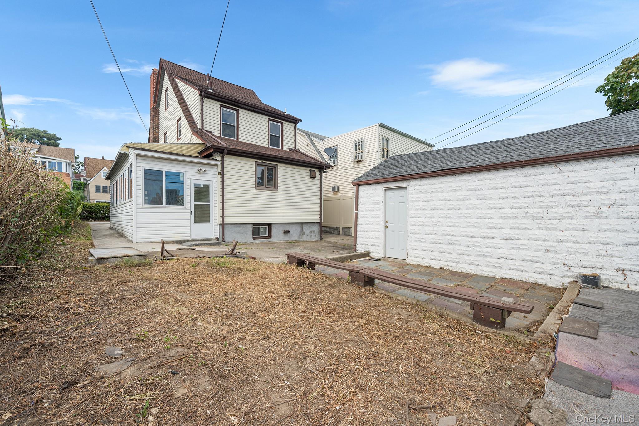 15044 87th Road, Briarwood, NY 11432