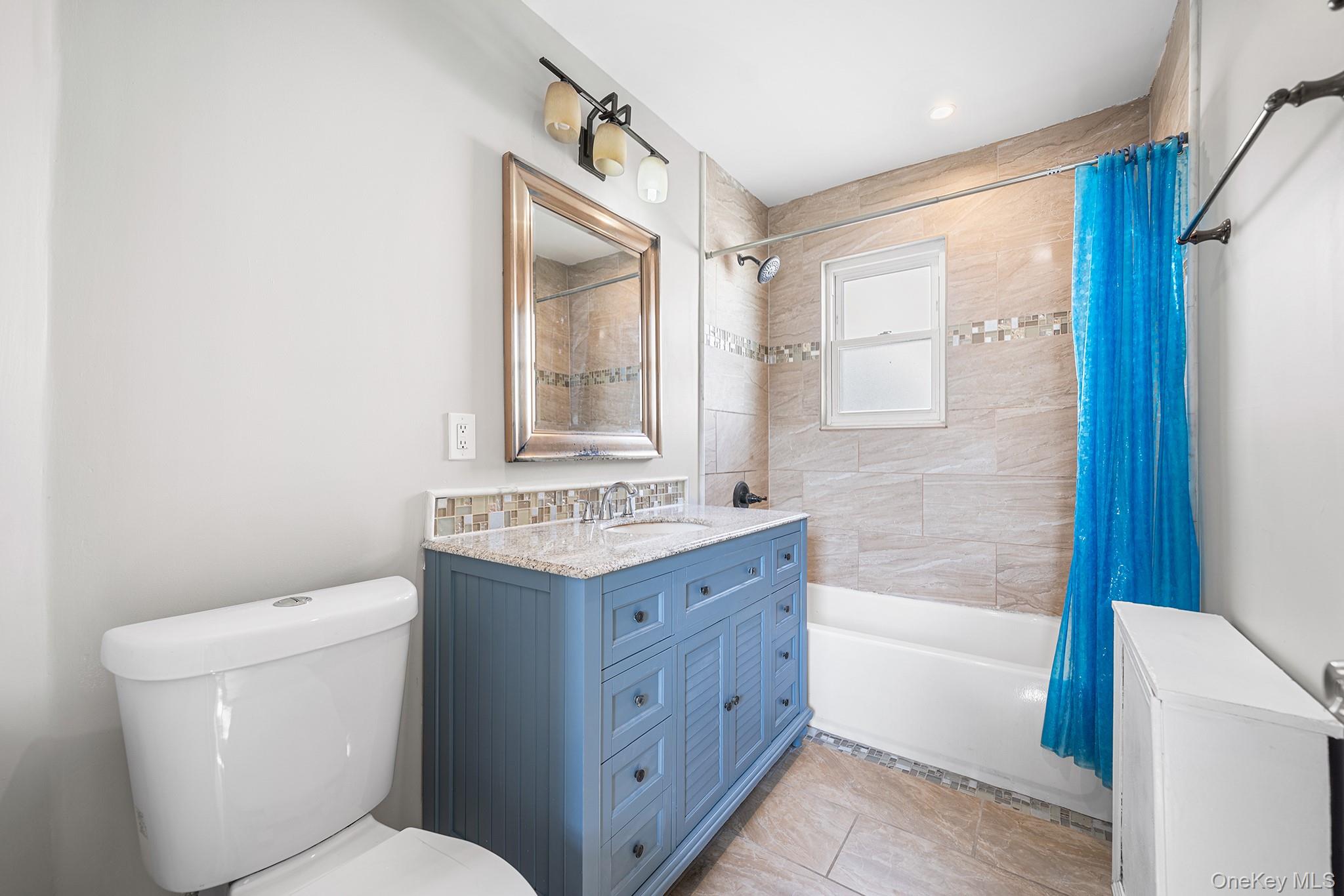 15044 87th Road, Briarwood, NY 11432