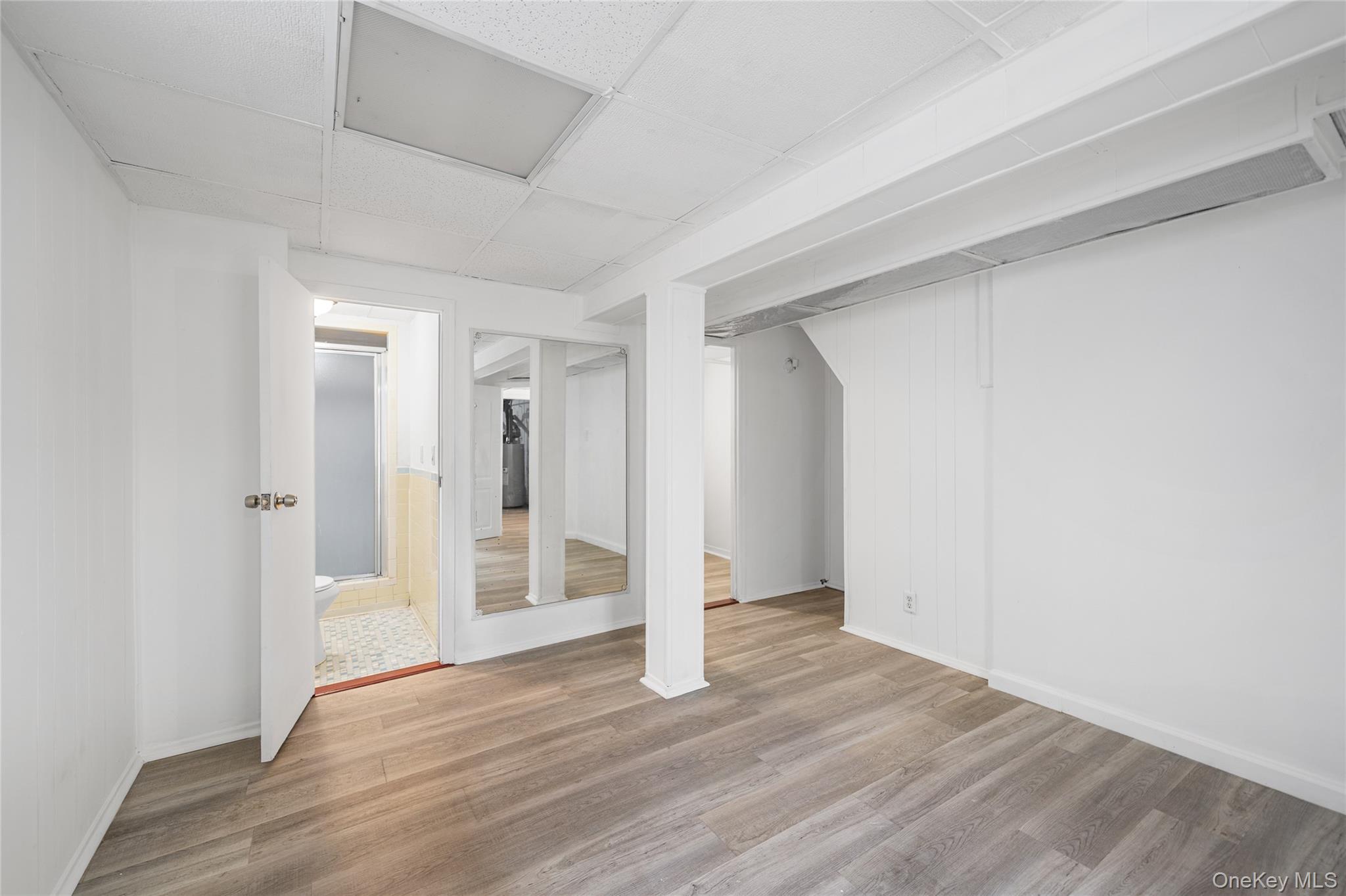 15044 87th Road, Briarwood, NY 11432