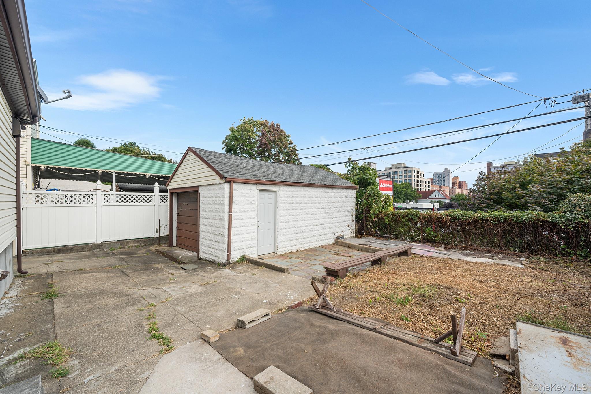 15044 87th Road, Briarwood, NY 11432