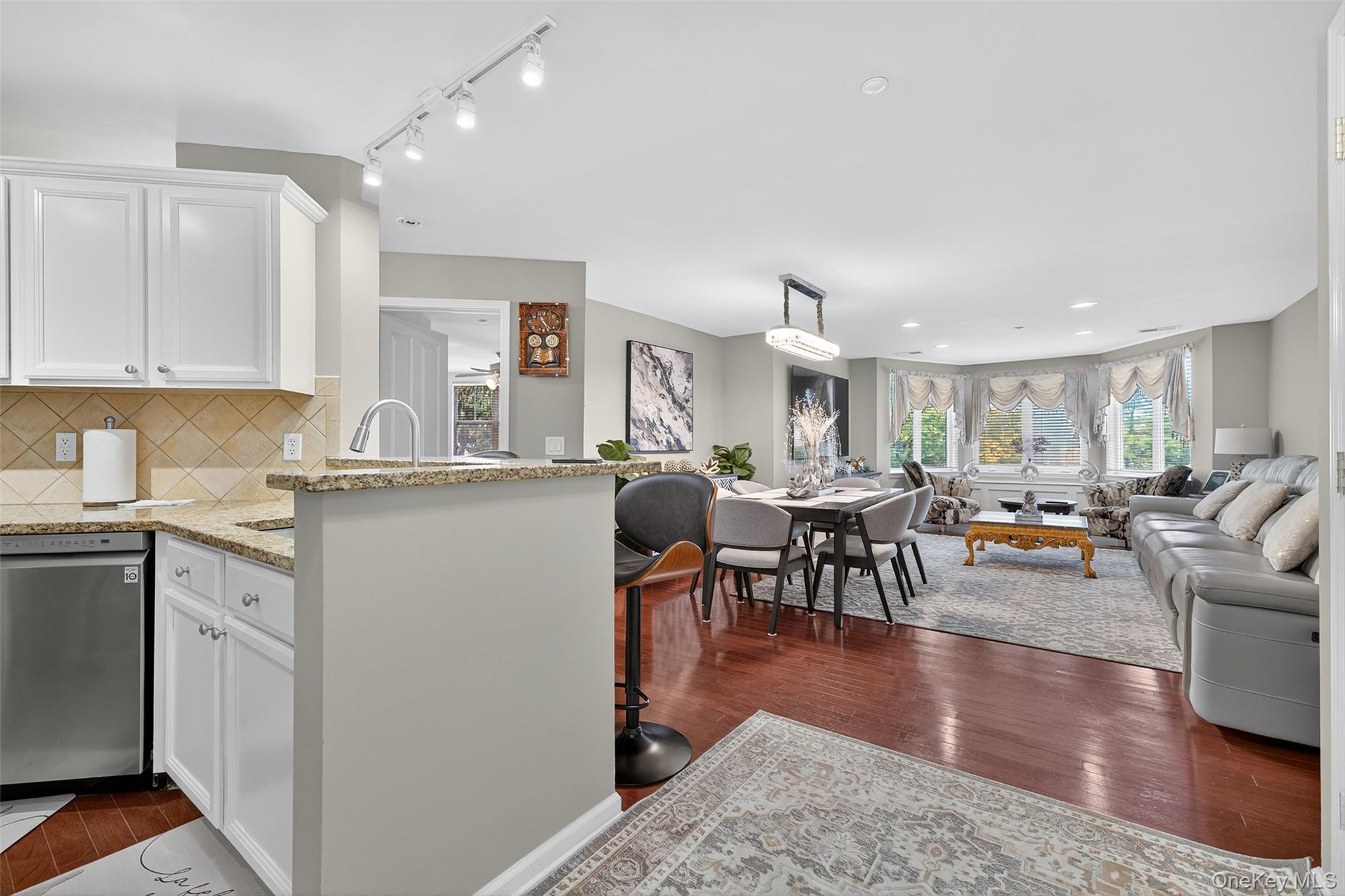 1207 Round Pointe Drive, Haverstraw, NY 10927