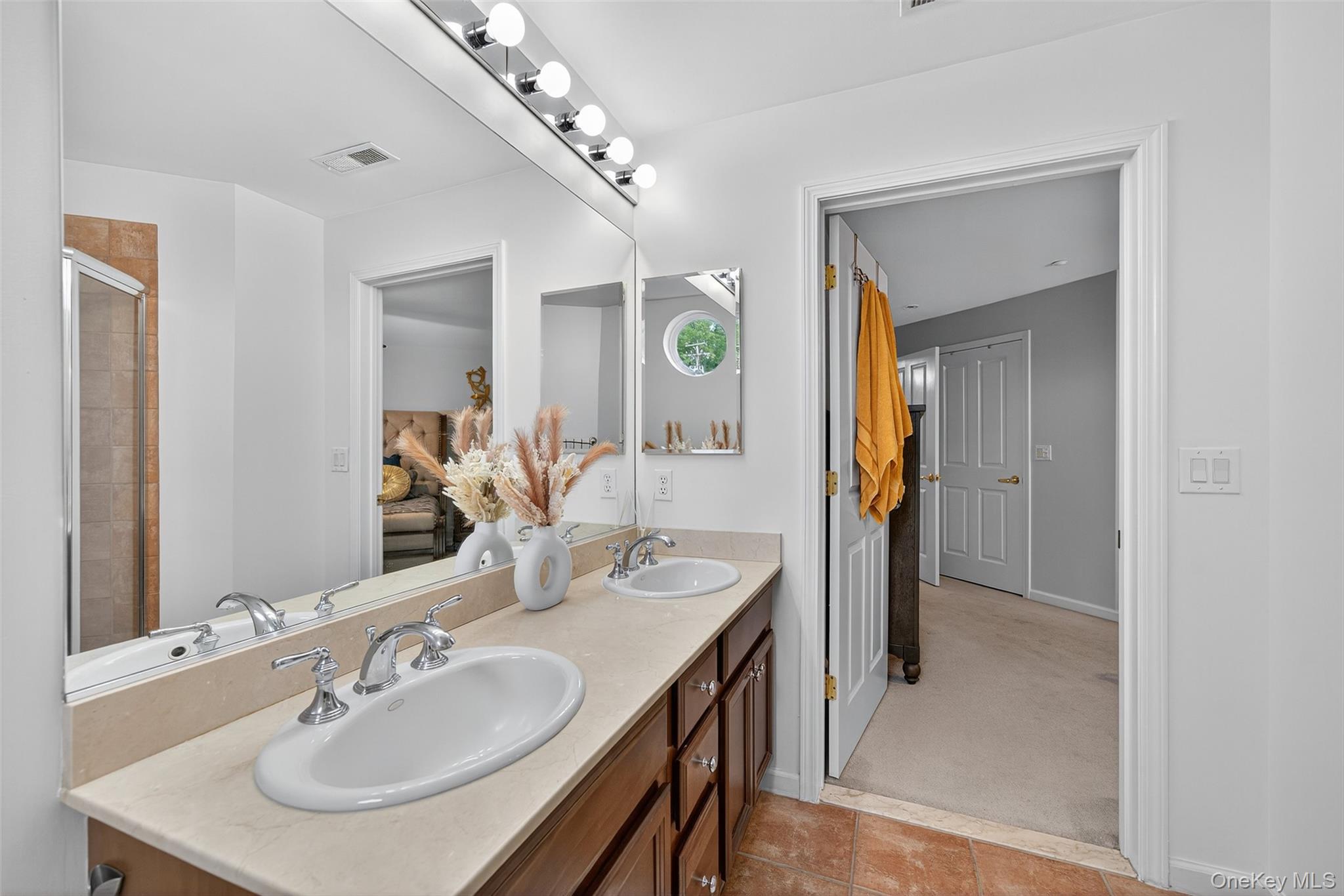 1207 Round Pointe Drive, Haverstraw, NY 10927