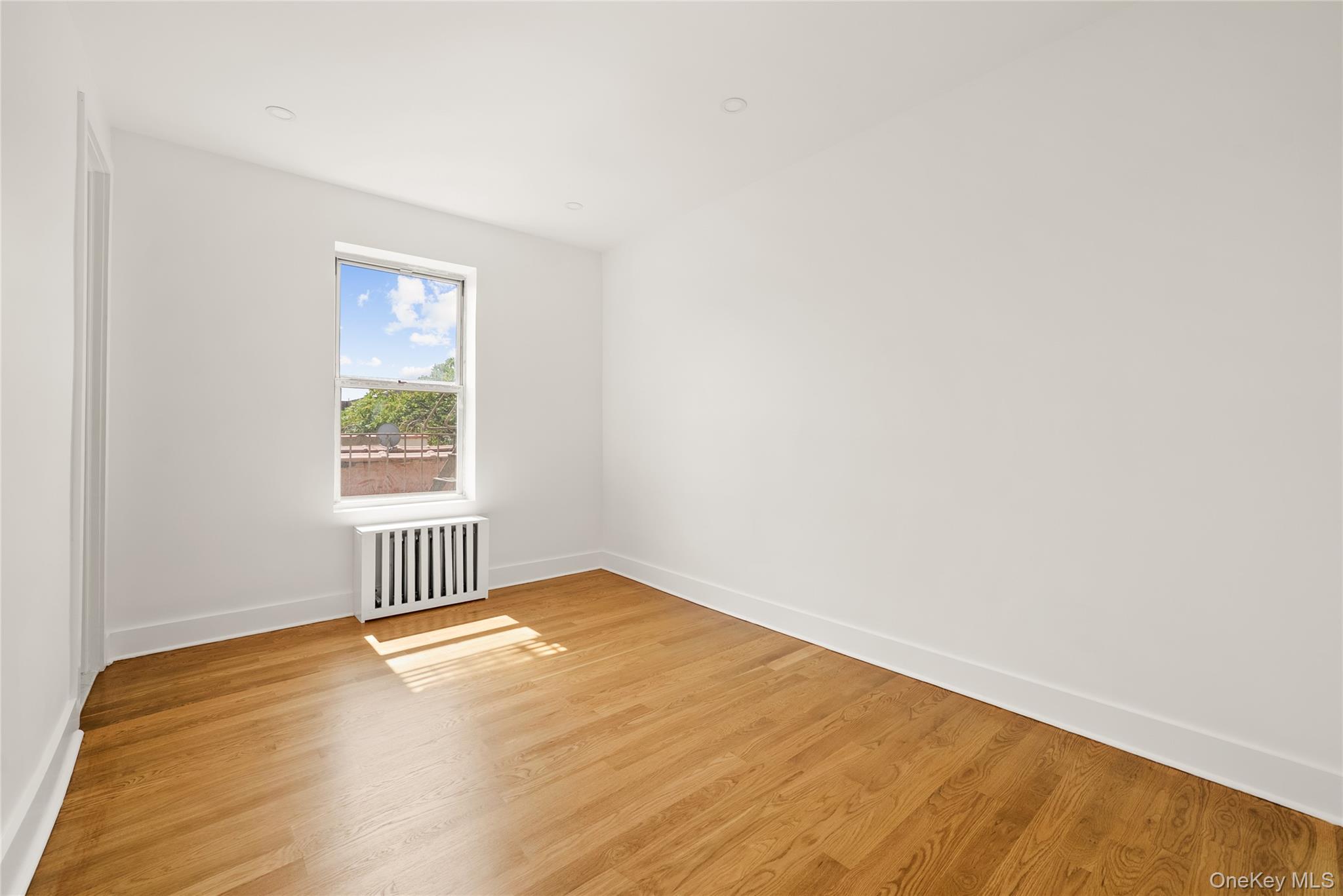 45-08 40th Street # F44, Sunnyside, NY 11104