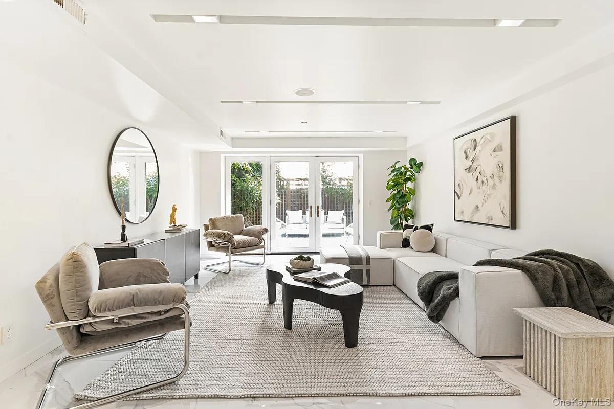 135 E 38th Street, New York (Manhattan), NY 10016