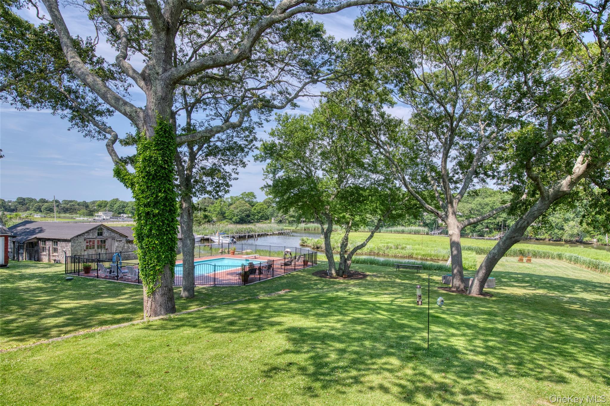 3 Bishop Avenue, Westhampton, NY 11977