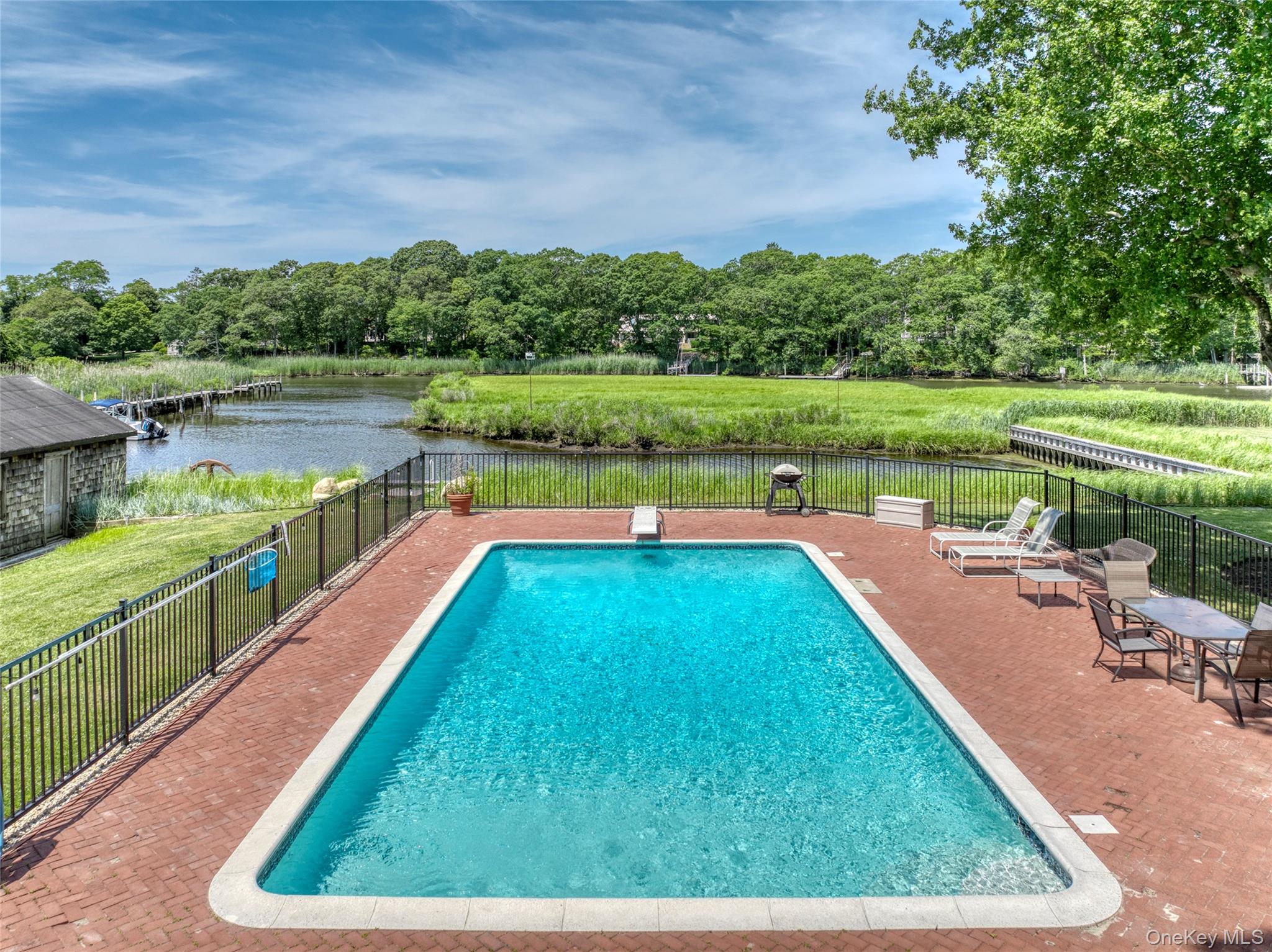 3 Bishop Avenue, Westhampton, NY 11977