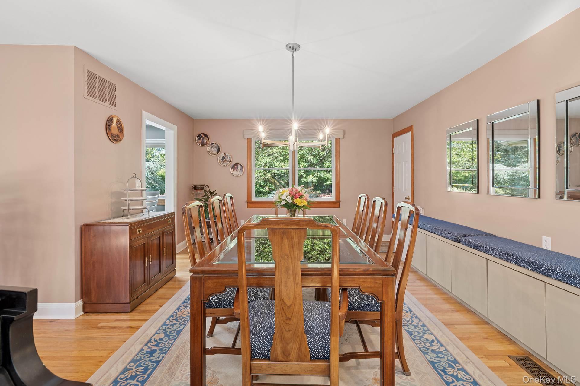 28 Plain View Drive, Wading River, NY 11792