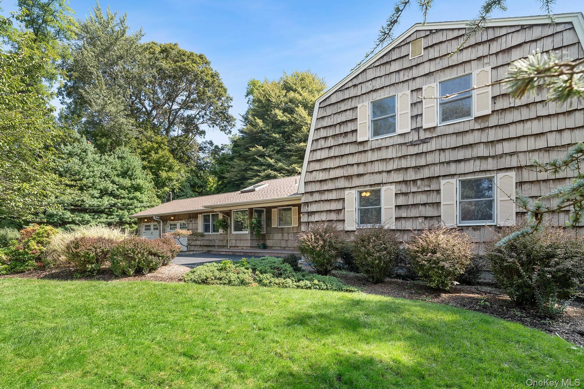 28 Plain View Drive, Wading River, NY 11792