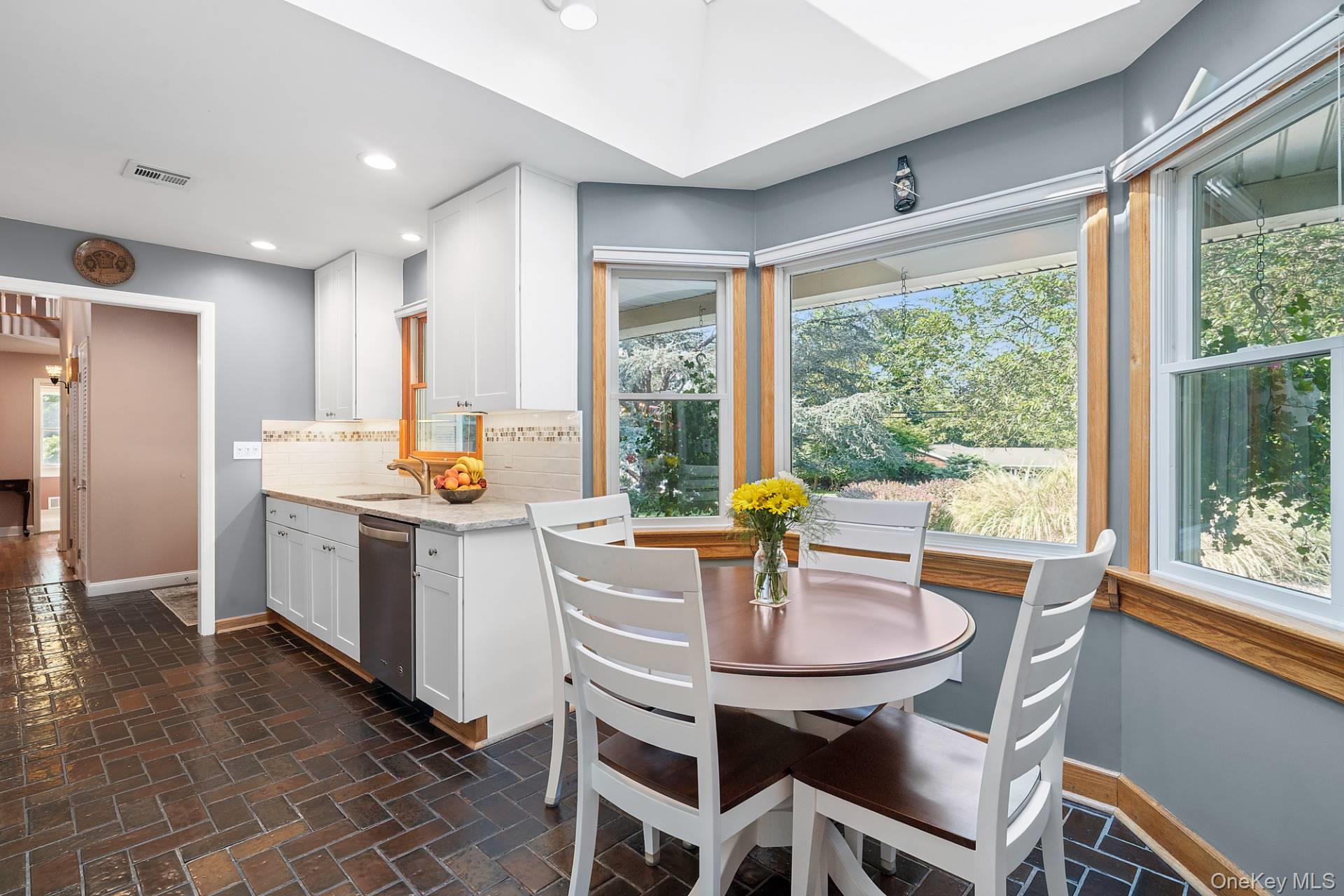 28 Plain View Drive, Wading River, NY 11792