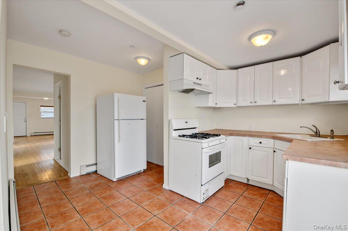 653 Arthur Street, Baldwin, NY 11510