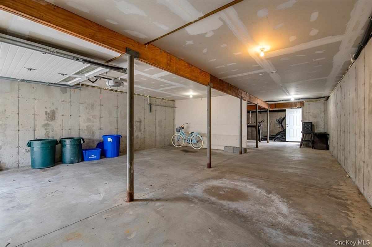 653 Arthur Street, Baldwin, NY 11510