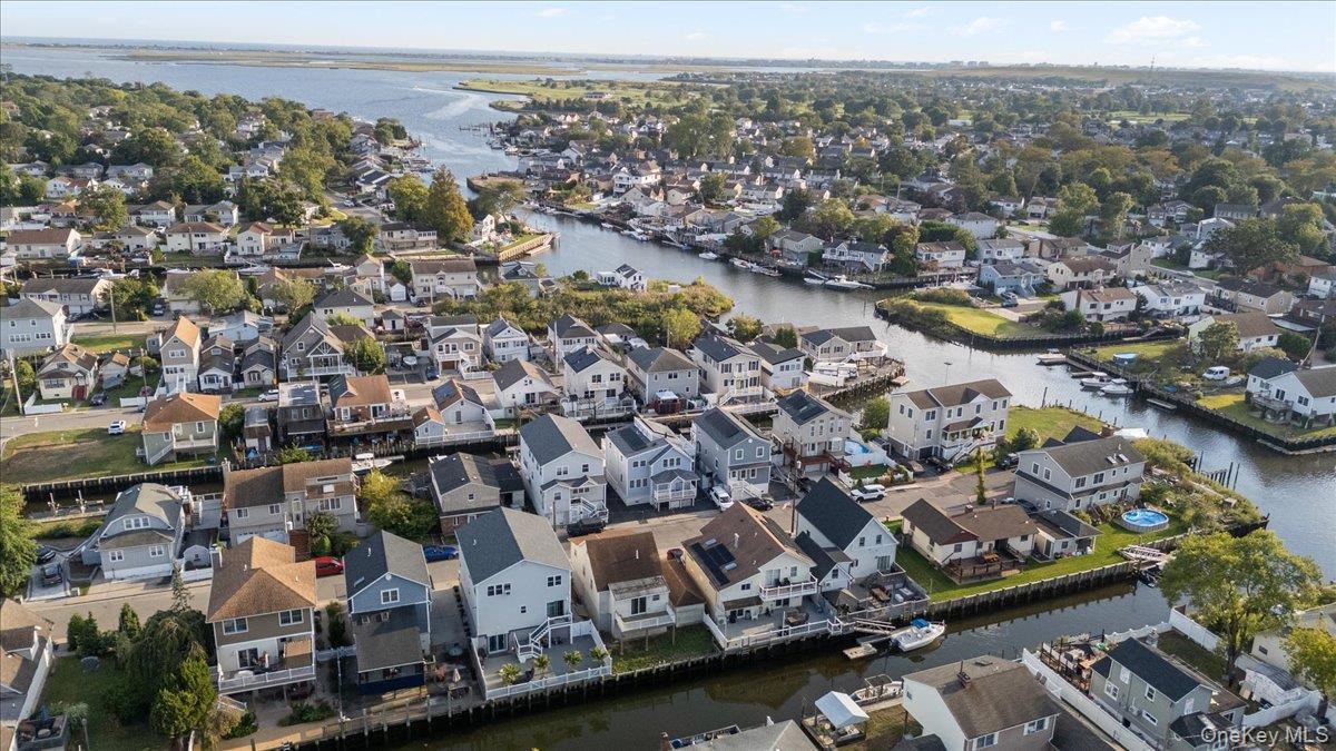 653 Arthur Street, Baldwin, NY 11510