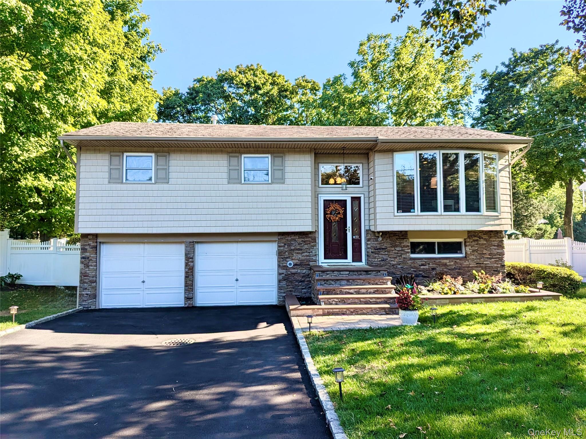 1372 Pulaski Road, East Northport, NY 11731