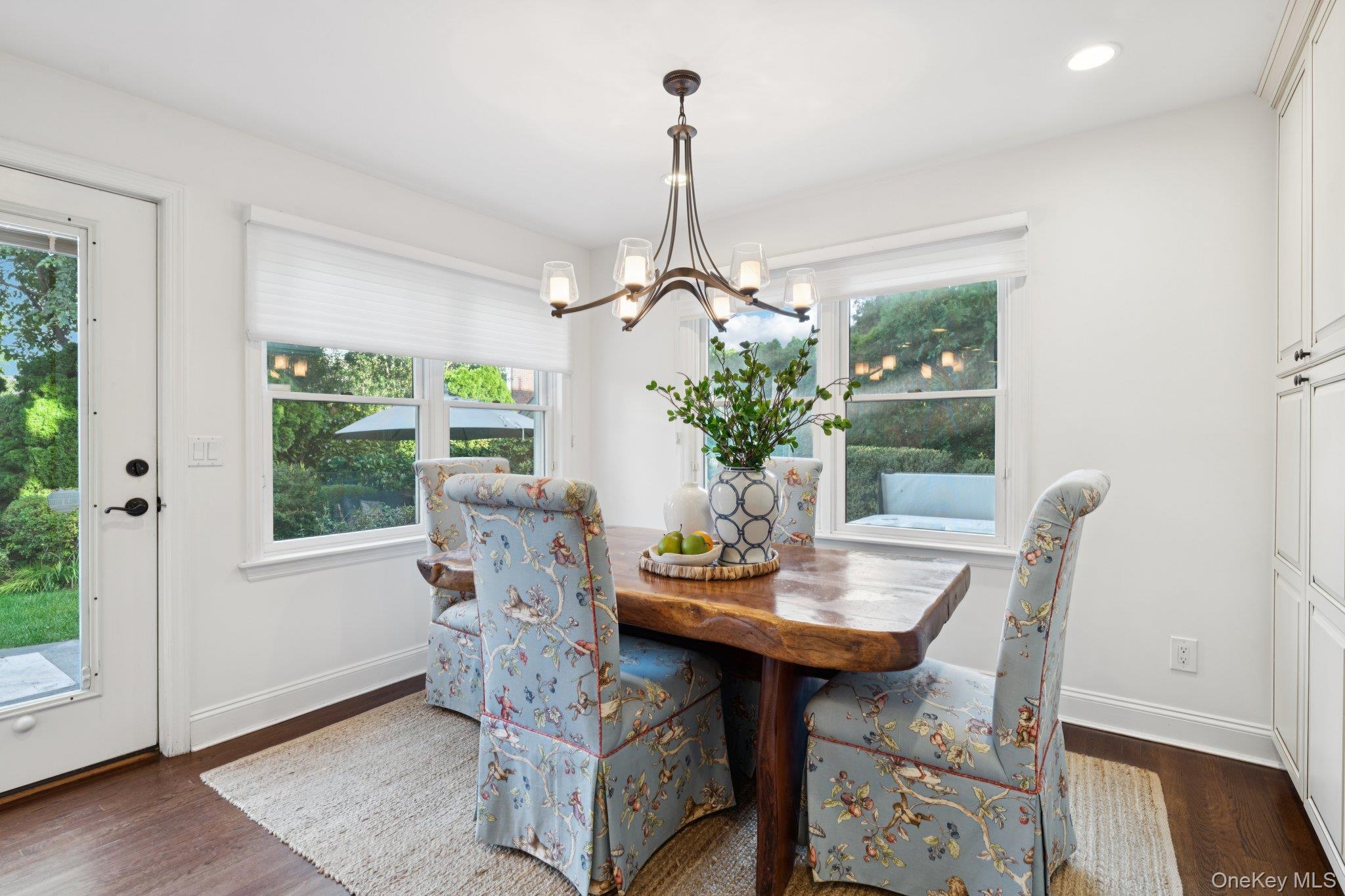 85 Kilburn Road, Garden City, NY 11530