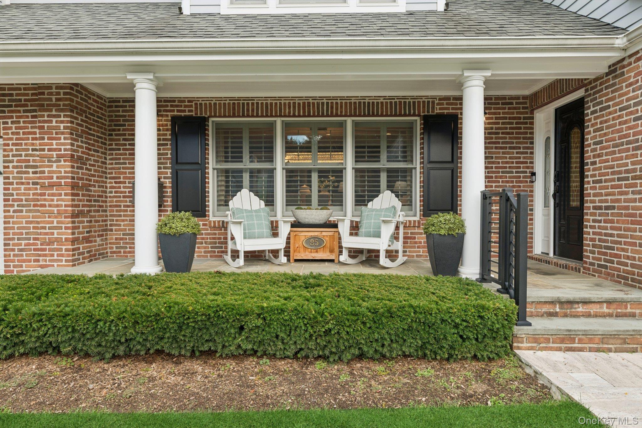 85 Kilburn Road, Garden City, NY 11530