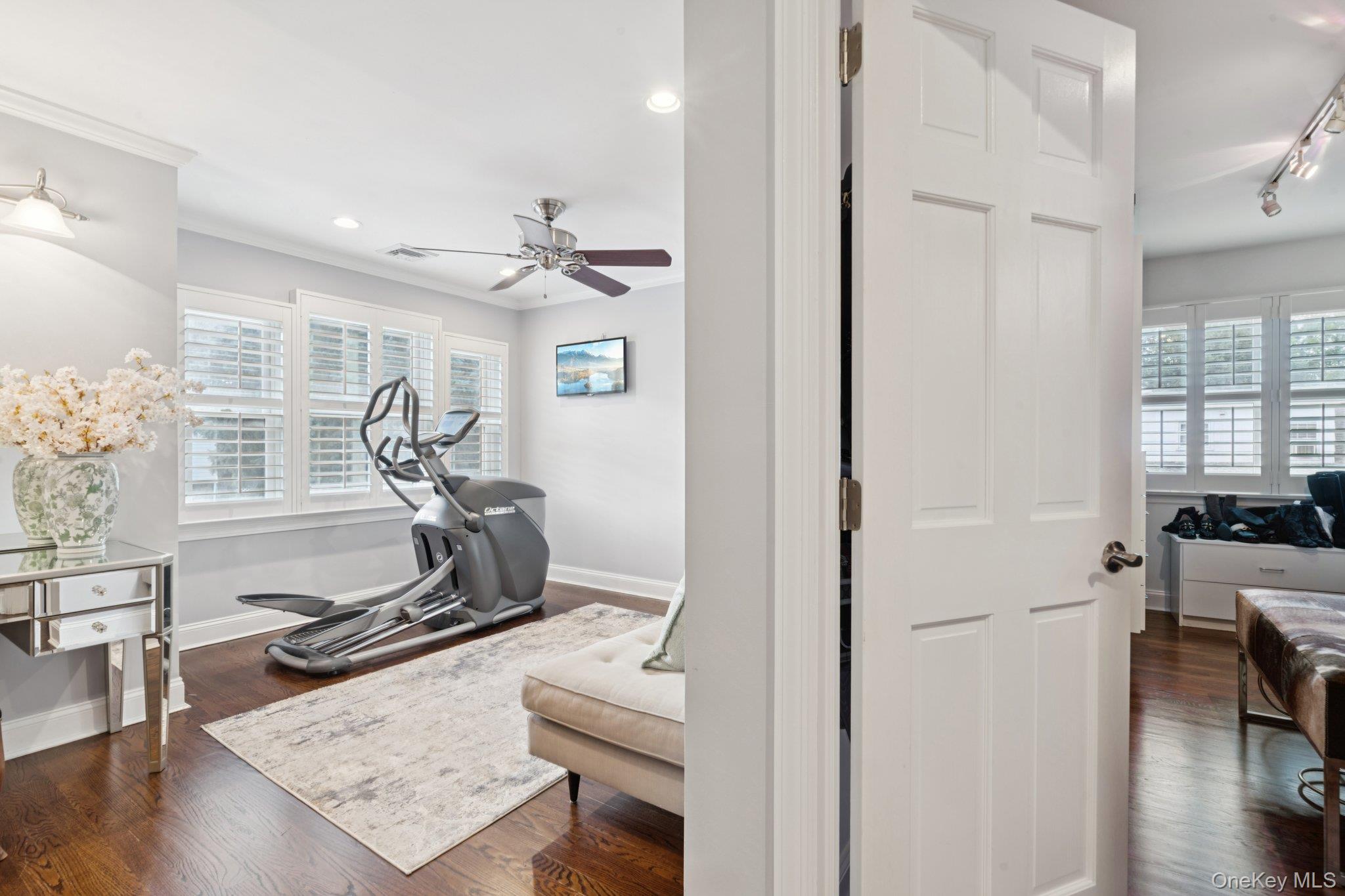 85 Kilburn Road, Garden City, NY 11530